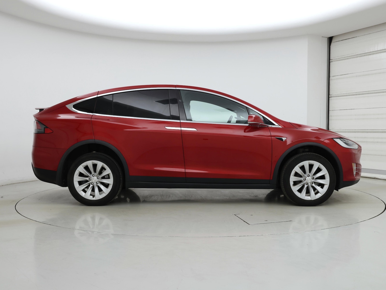 2020 Tesla Model X Long Range Plus - Photo 8