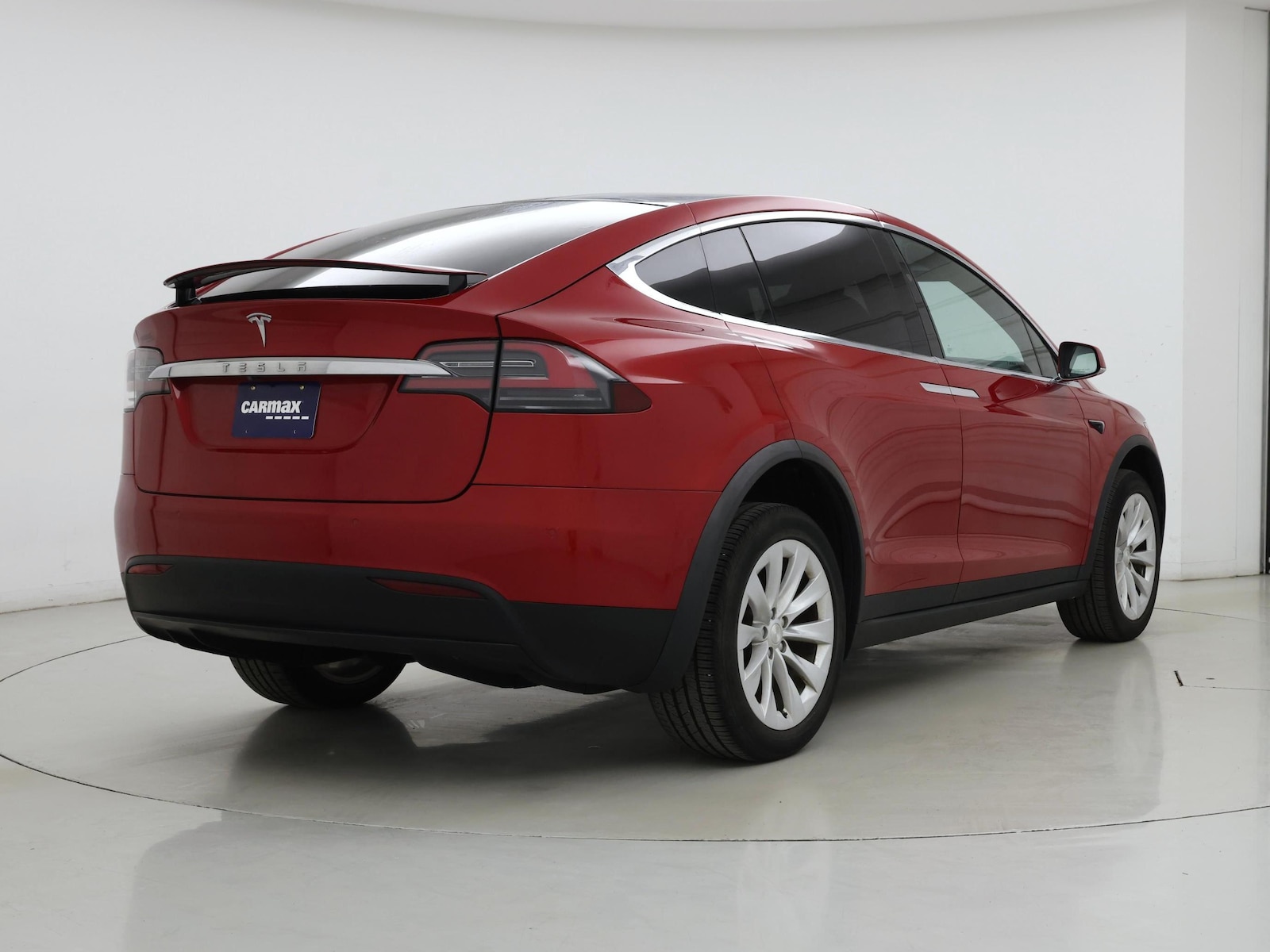 2020 Tesla Model X Long Range Plus - Photo 9