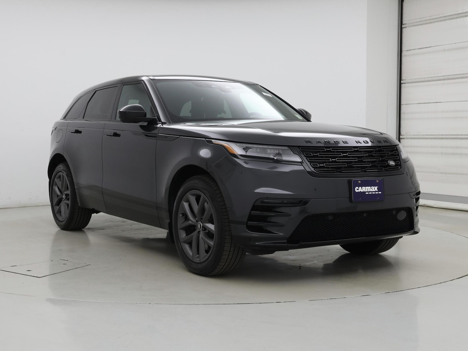 2026 Land Rover Range Rover Velar Dynamic SE - Photo 2
