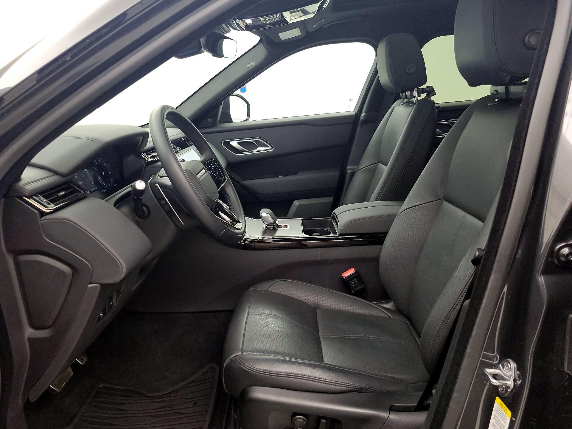 Thumbnail: 2026 Land Rover Range Rover Velar - 11