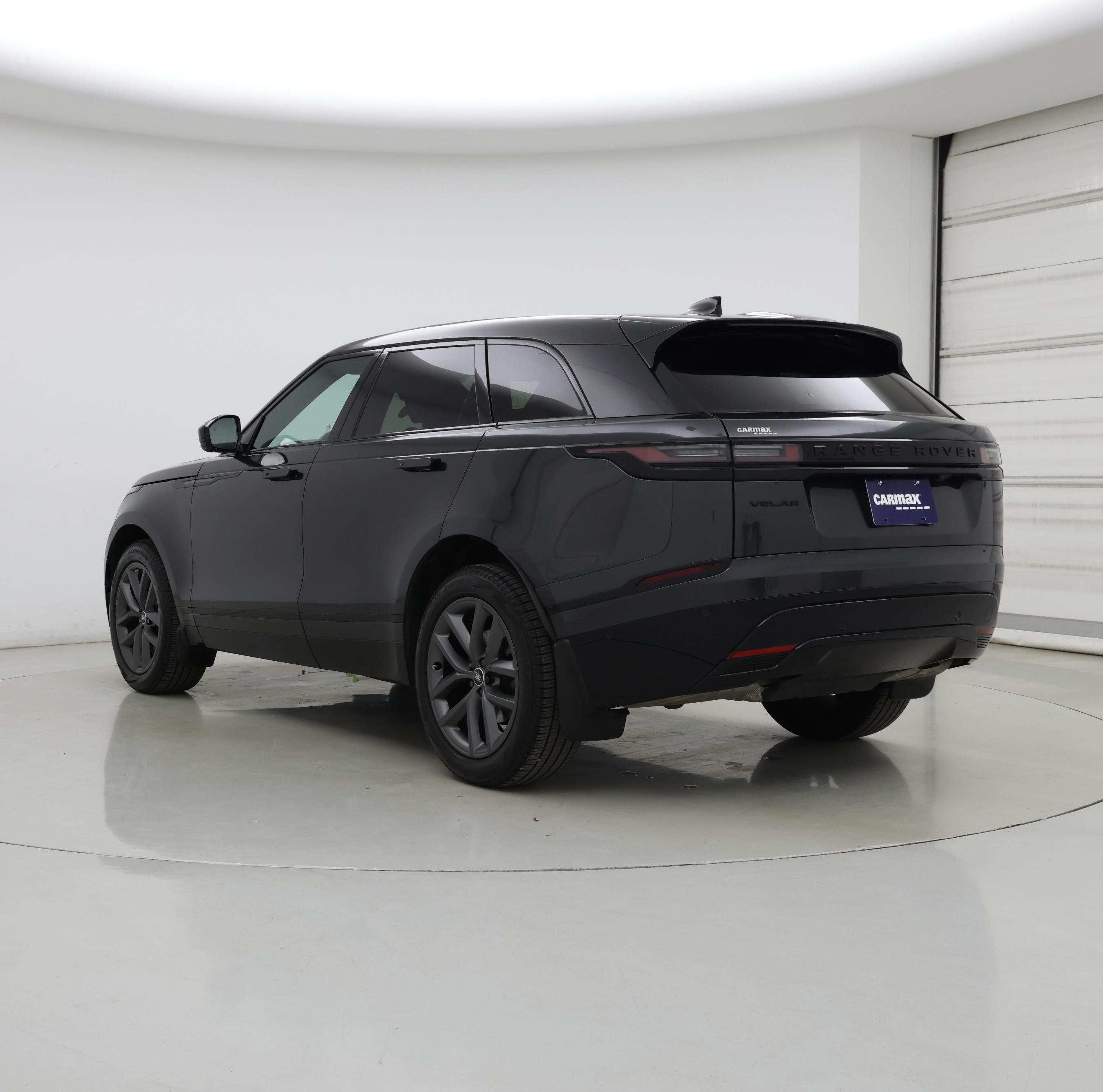 Thumbnail: 2026 Land Rover Range Rover Velar - 2