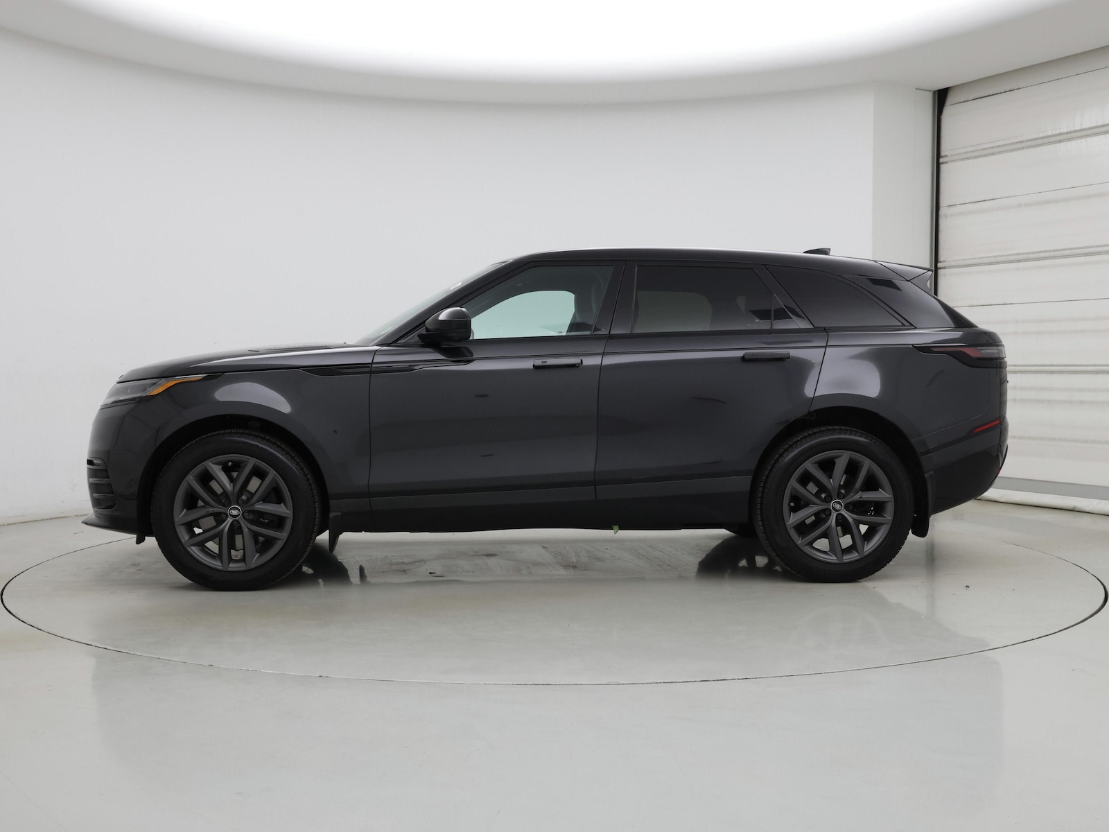 2026 Land Rover Range Rover Velar Dynamic SE - Photo 4