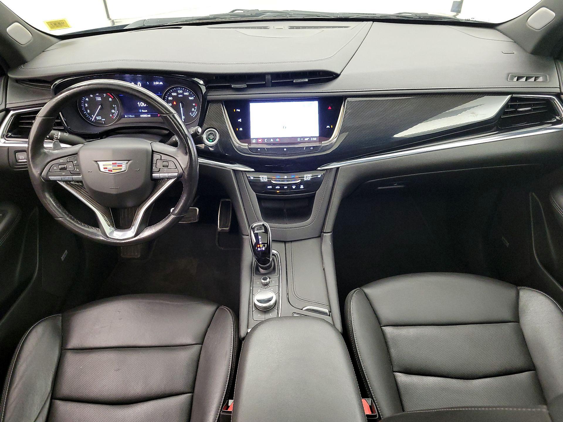 Thumbnail: 2021 Cadillac XT6 - 9