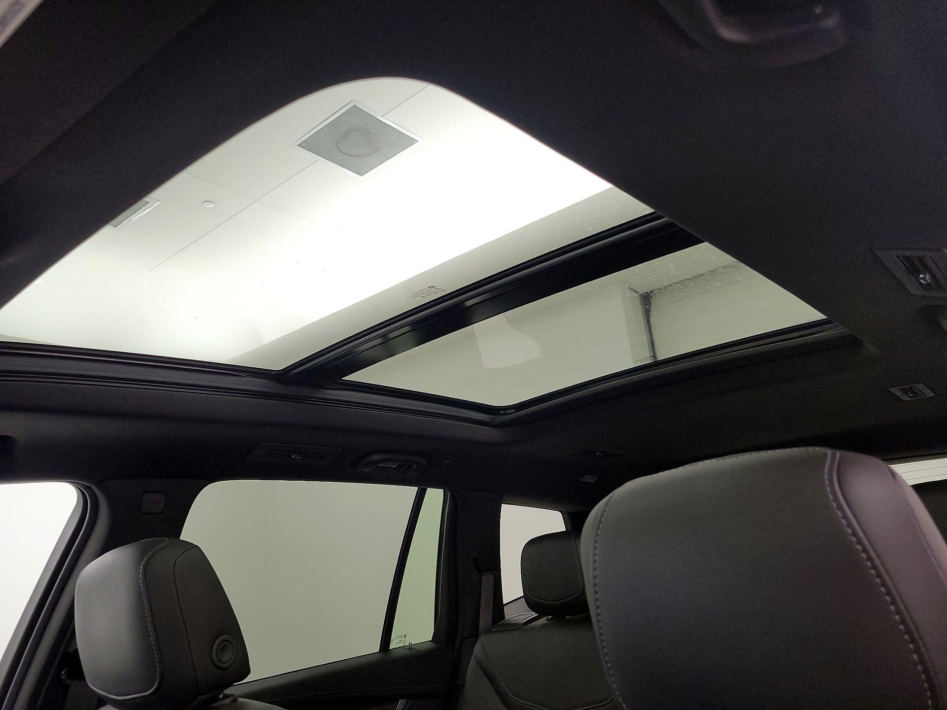 Thumbnail: 2021 Cadillac XT6 - 20