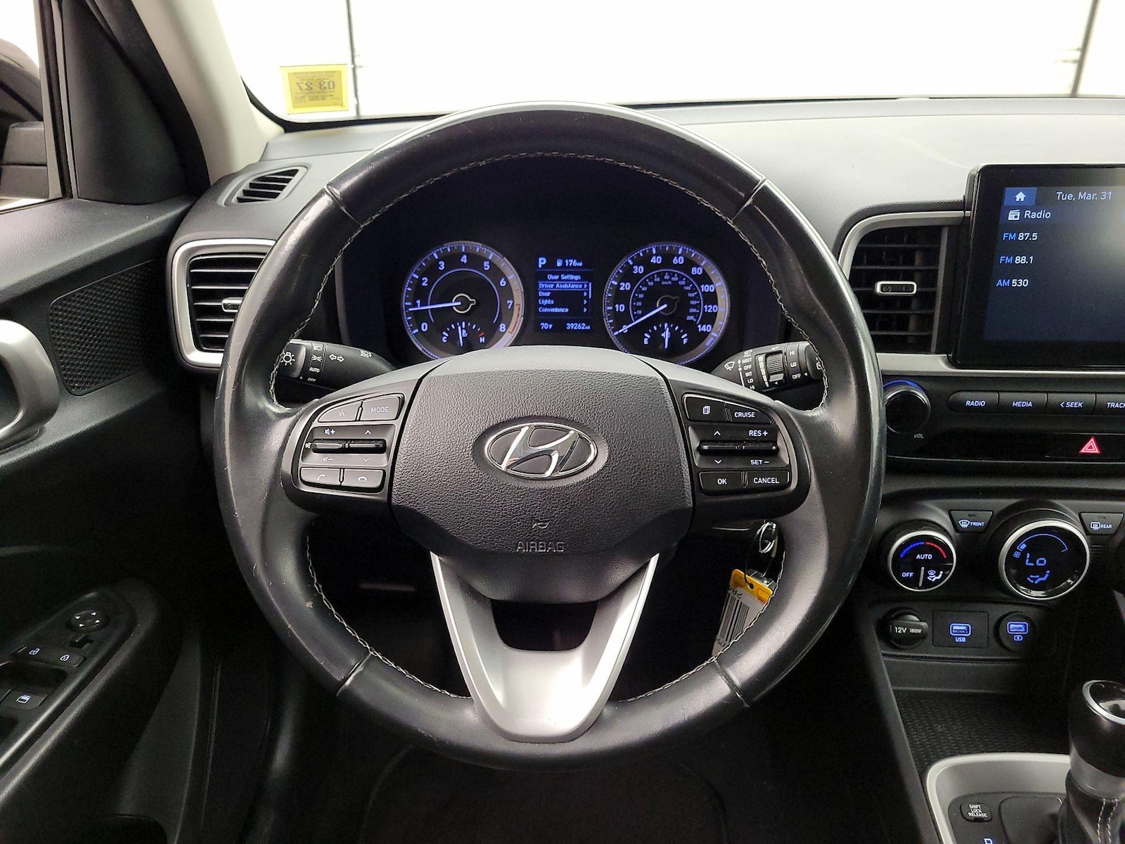 2021 Hyundai Venue SEL - Photo 11