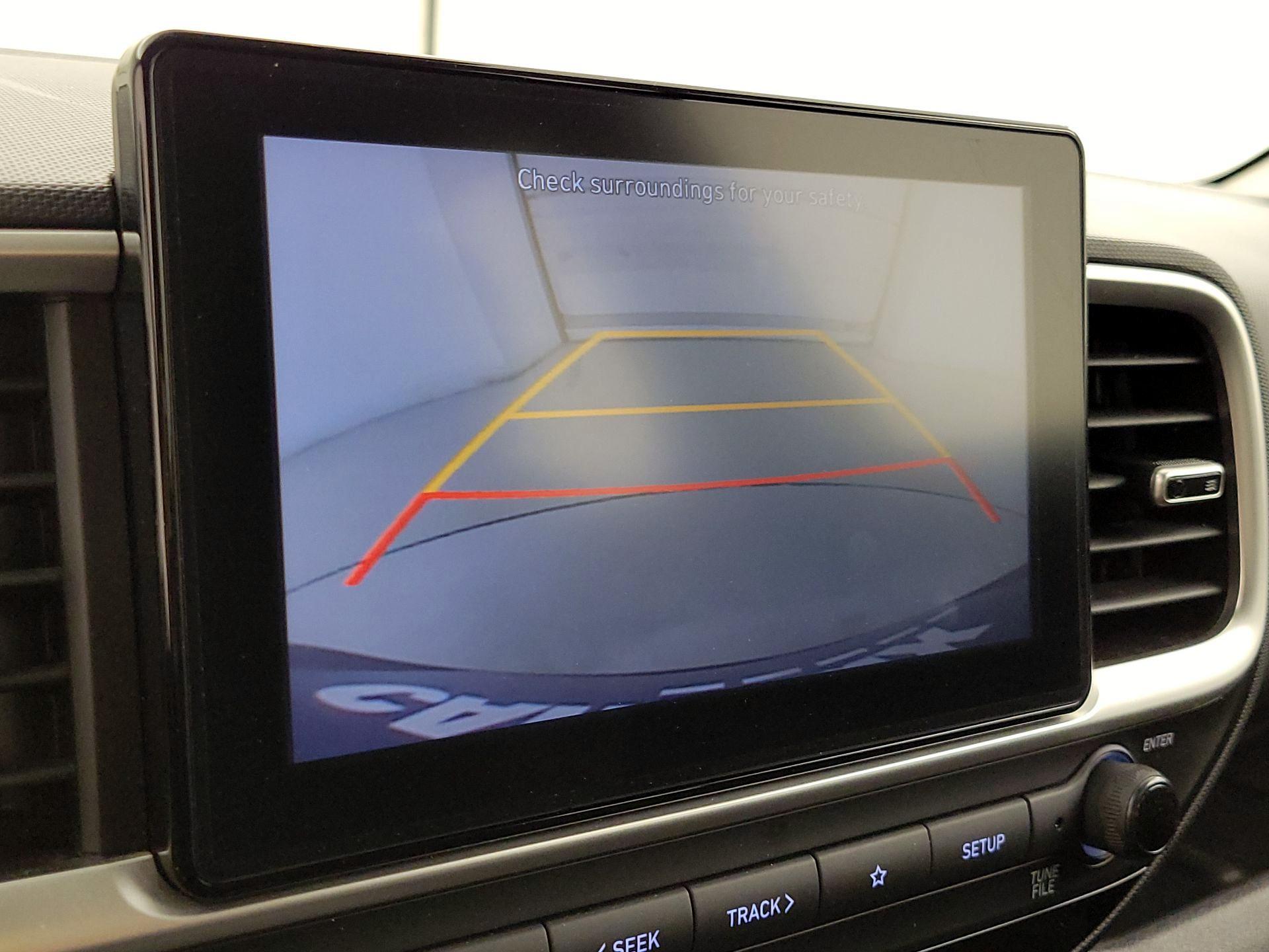 Thumbnail: 2021 Hyundai Venue - 14