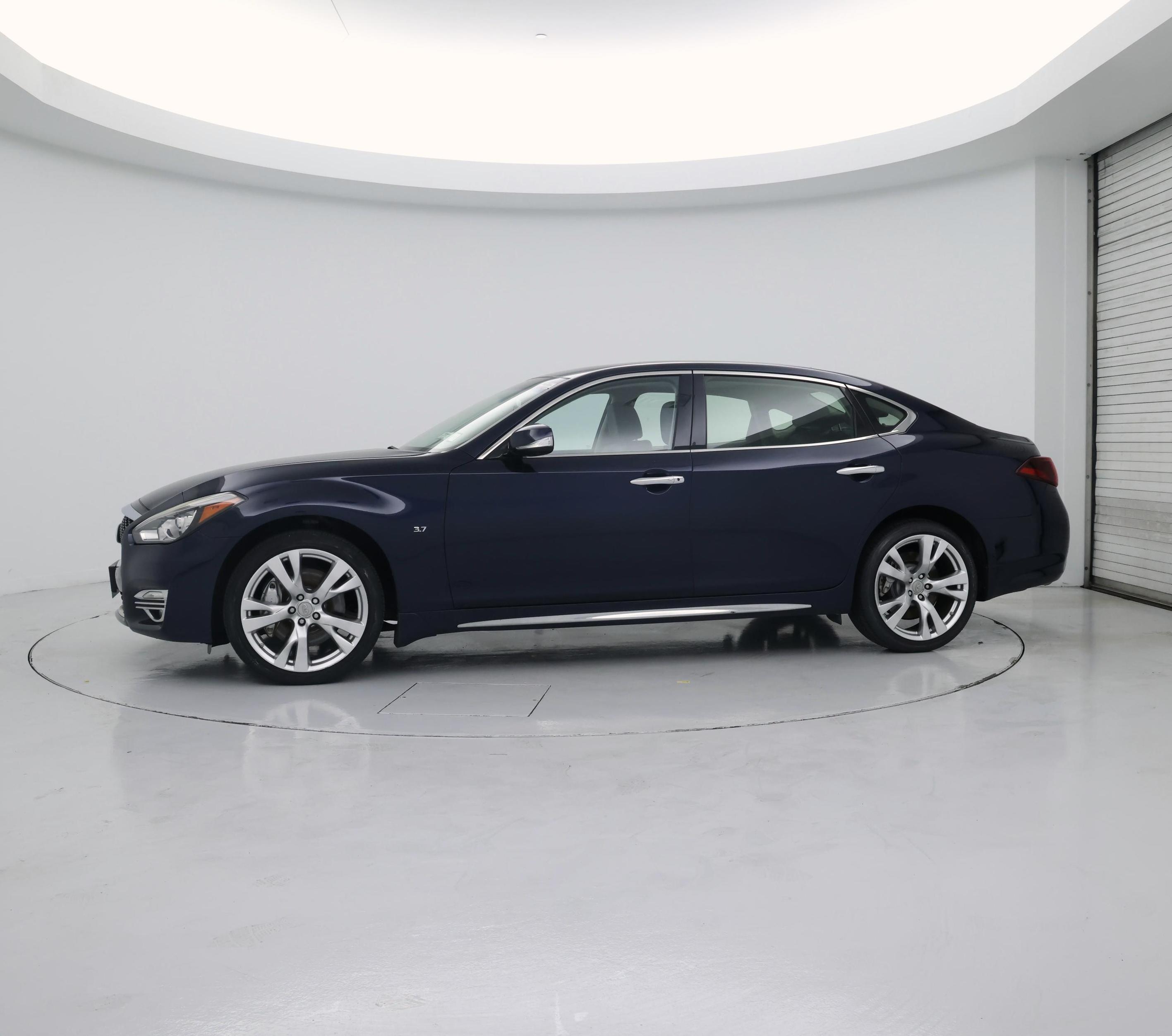 Thumbnail: 2017 INFINITI Q70 - 3