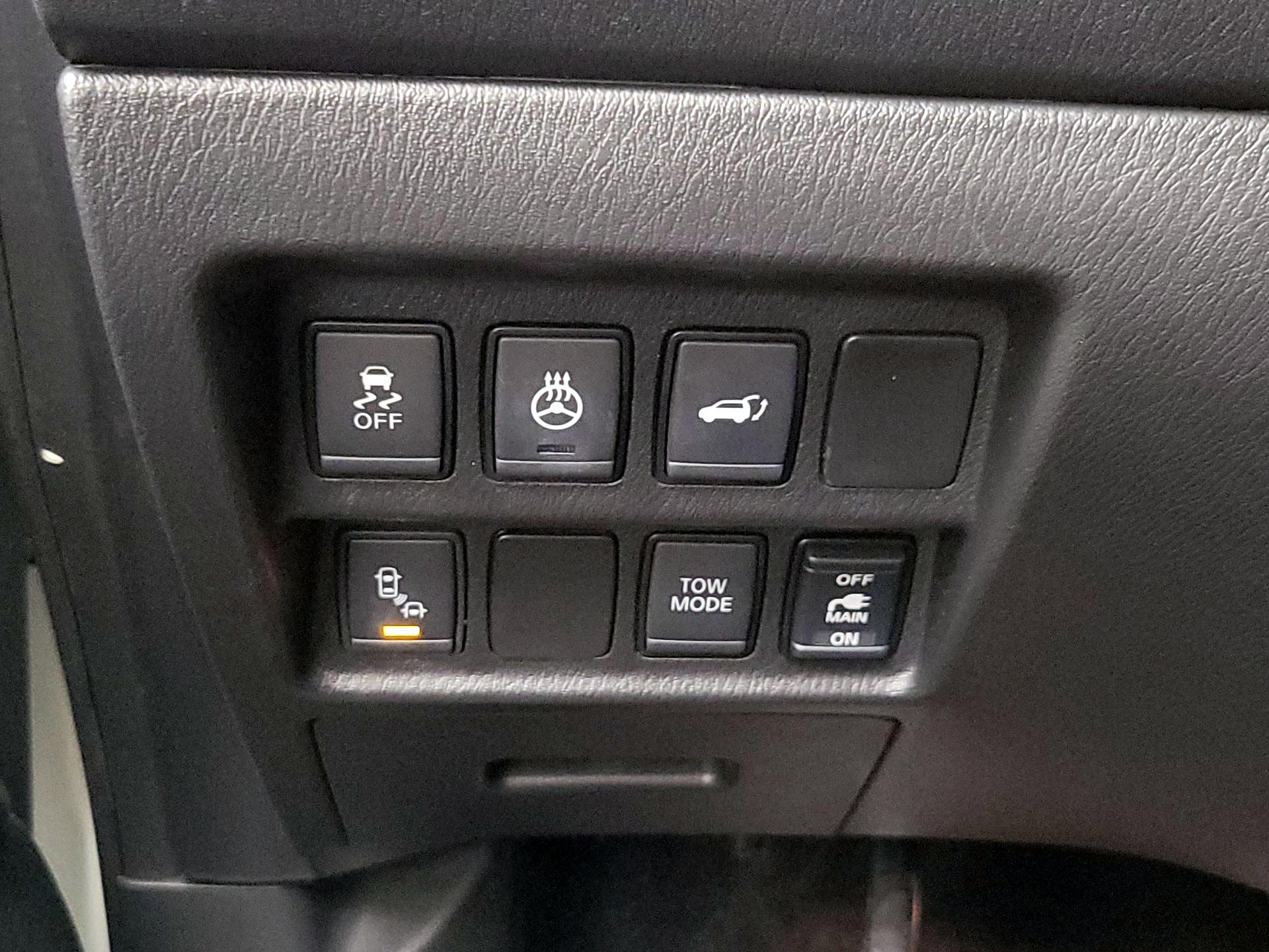 Thumbnail: 2020 Nissan Pathfinder - 13