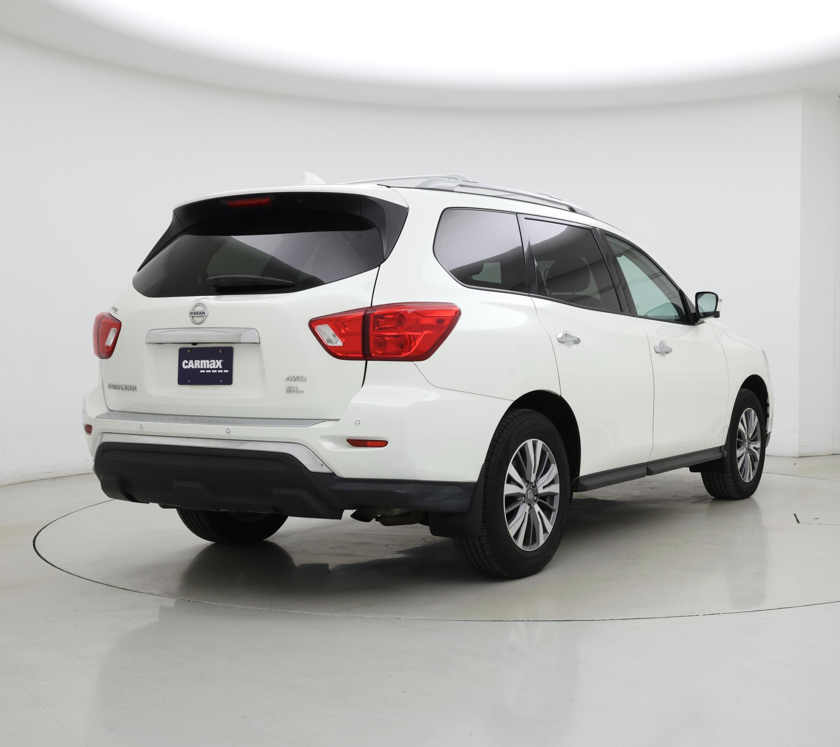 Thumbnail: 2020 Nissan Pathfinder - 8