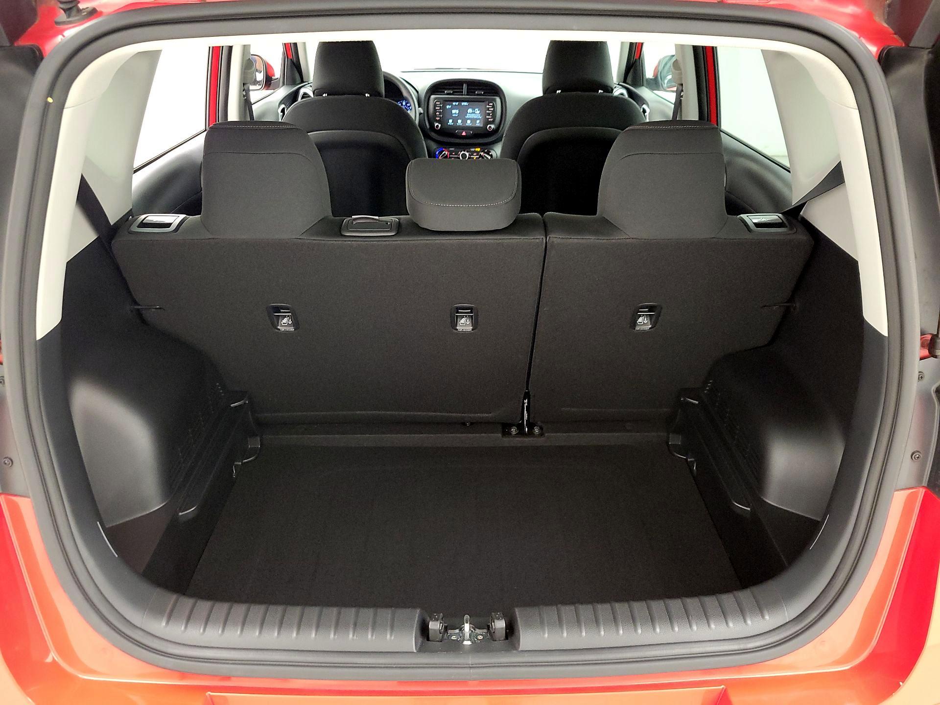 Thumbnail: 2020 Kia Soul - 20