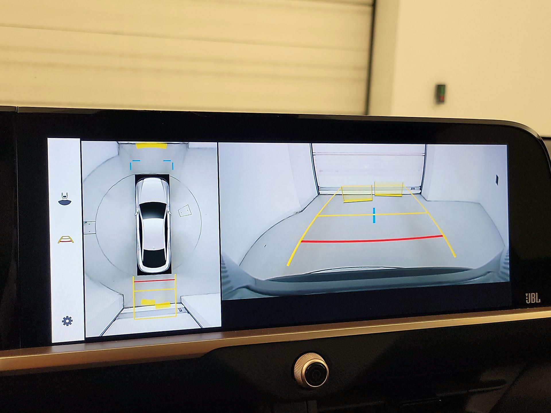 Thumbnail: 2023 Toyota Crown - 14