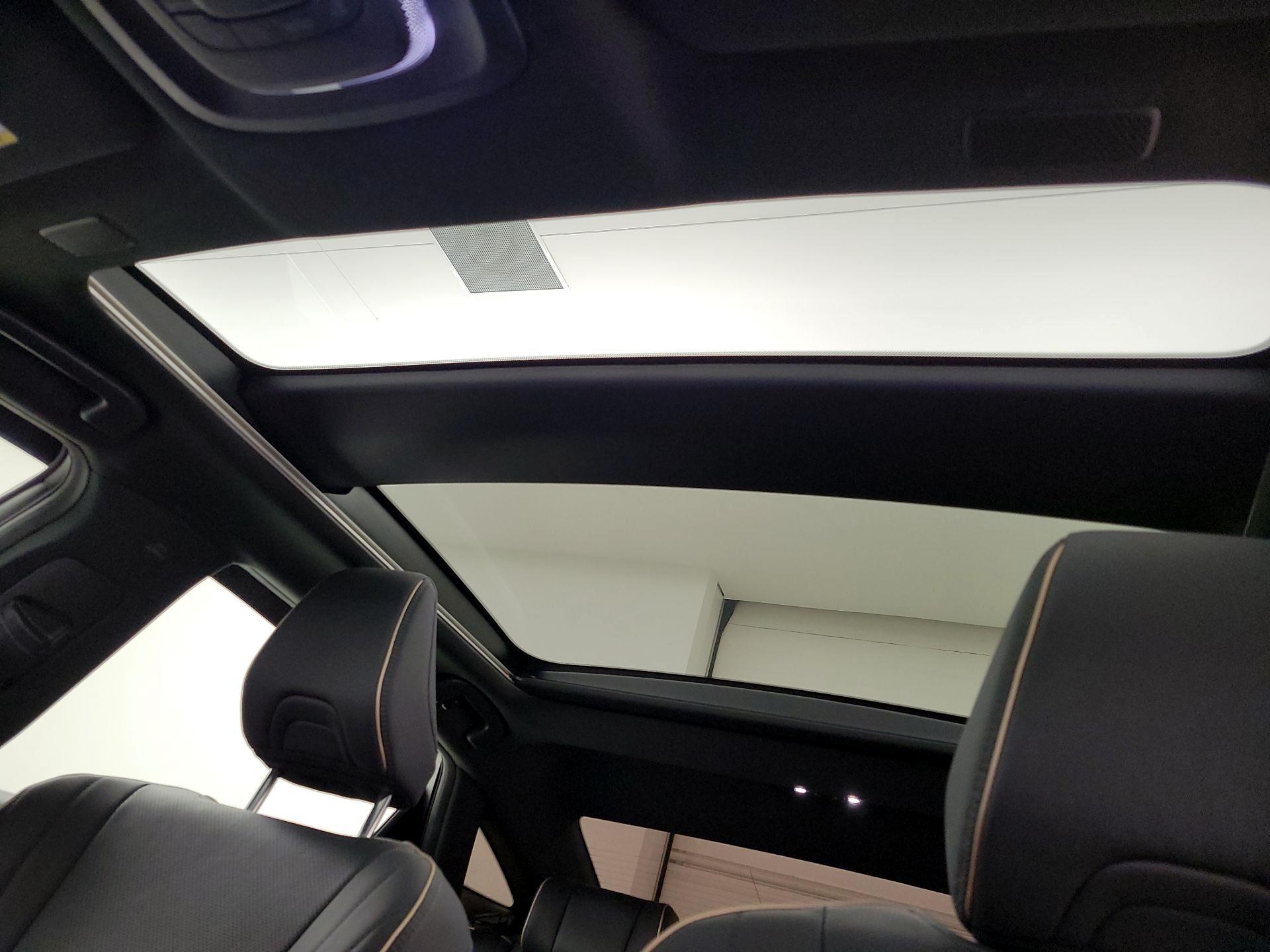 Thumbnail: 2023 Toyota Crown - 19