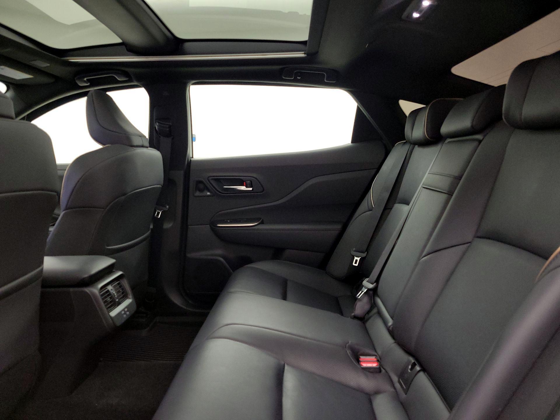 Thumbnail: 2023 Toyota Crown - 20