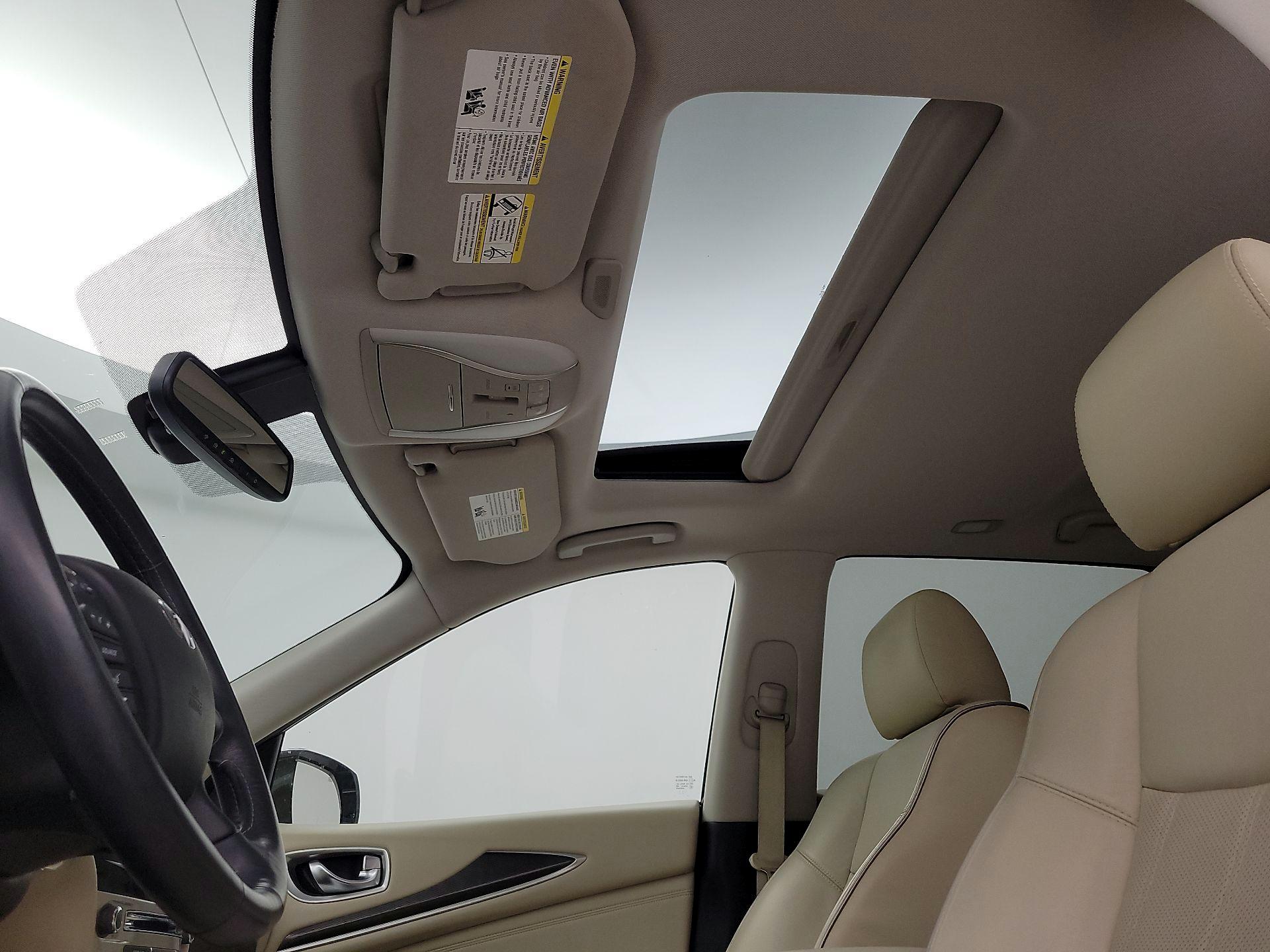 Thumbnail: 2018 INFINITI QX60 - 20