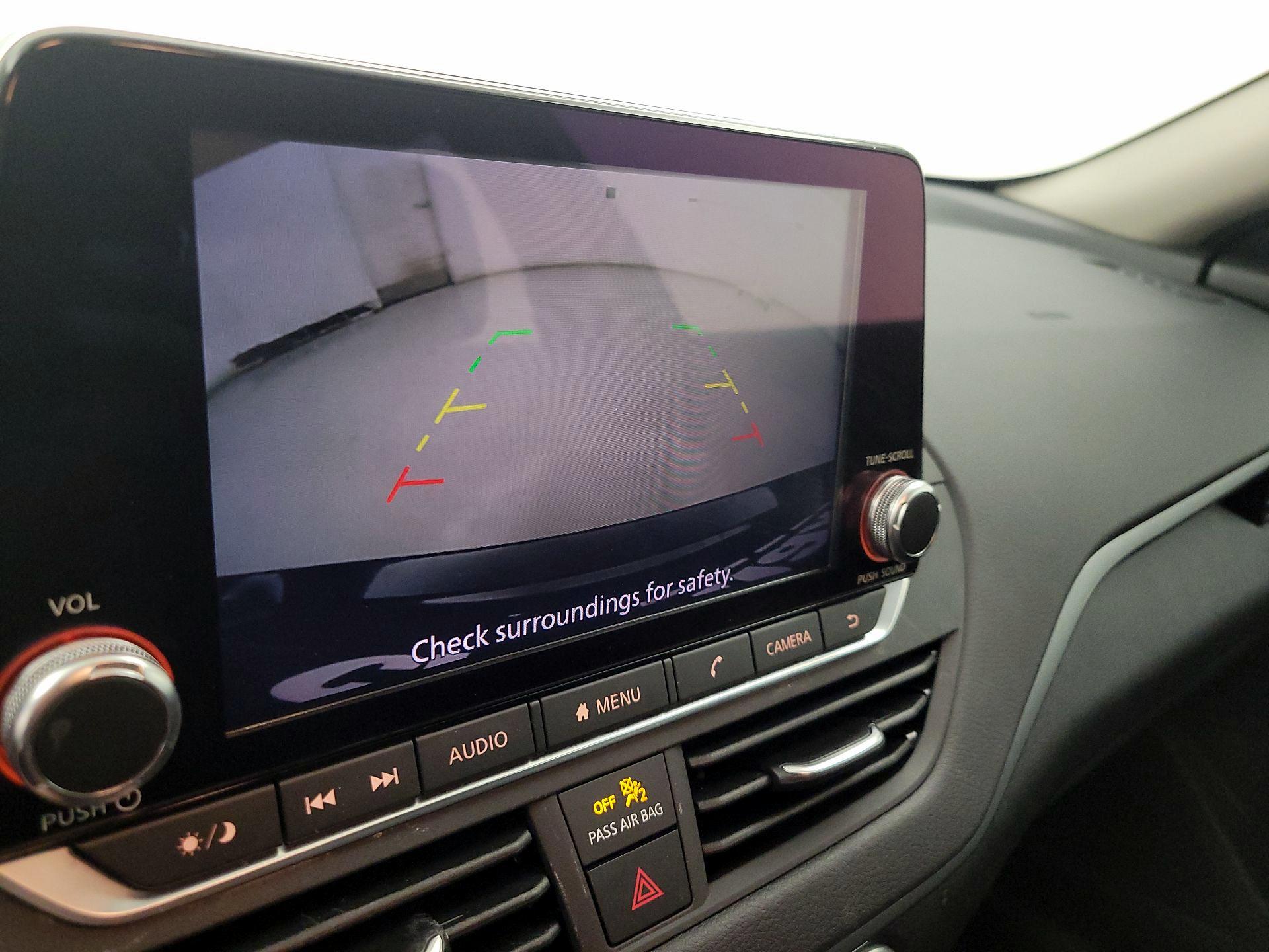 Thumbnail: 2019 Nissan Altima - 14