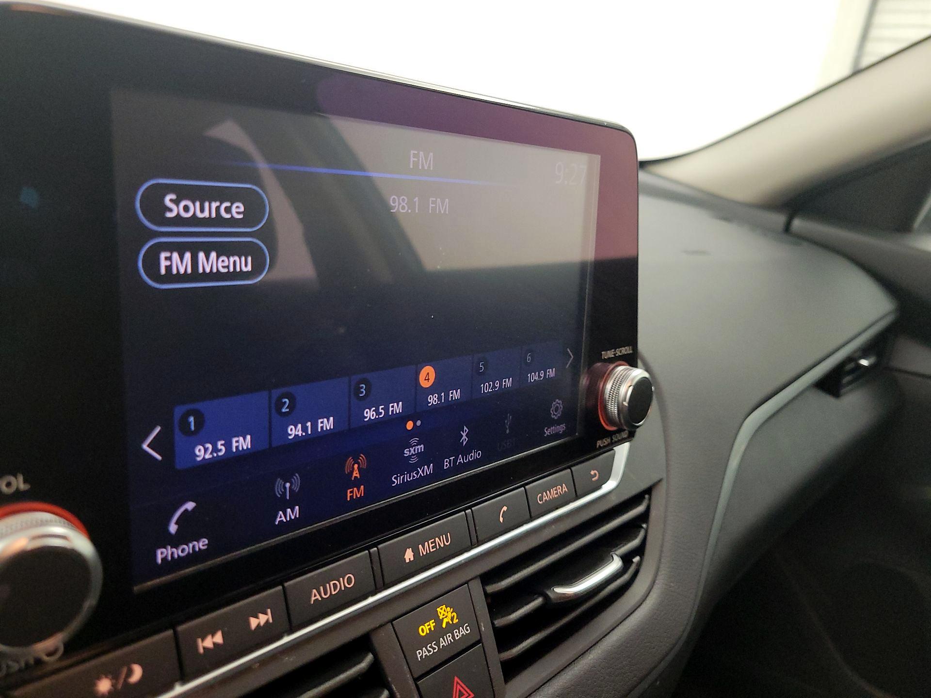 Thumbnail: 2019 Nissan Altima - 15