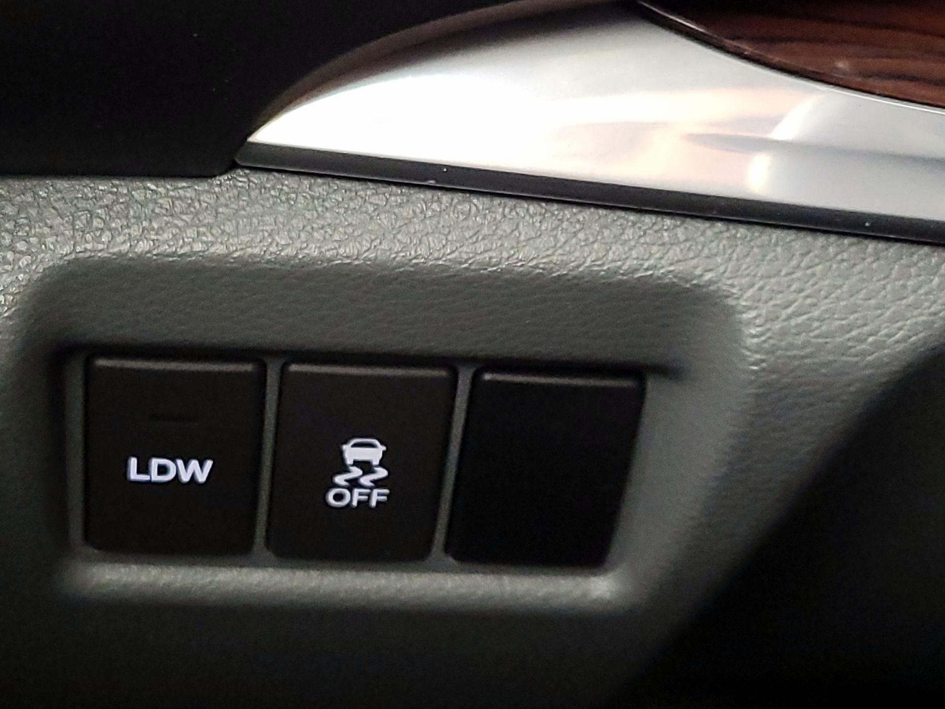 Thumbnail: 2014 Acura MDX - 13