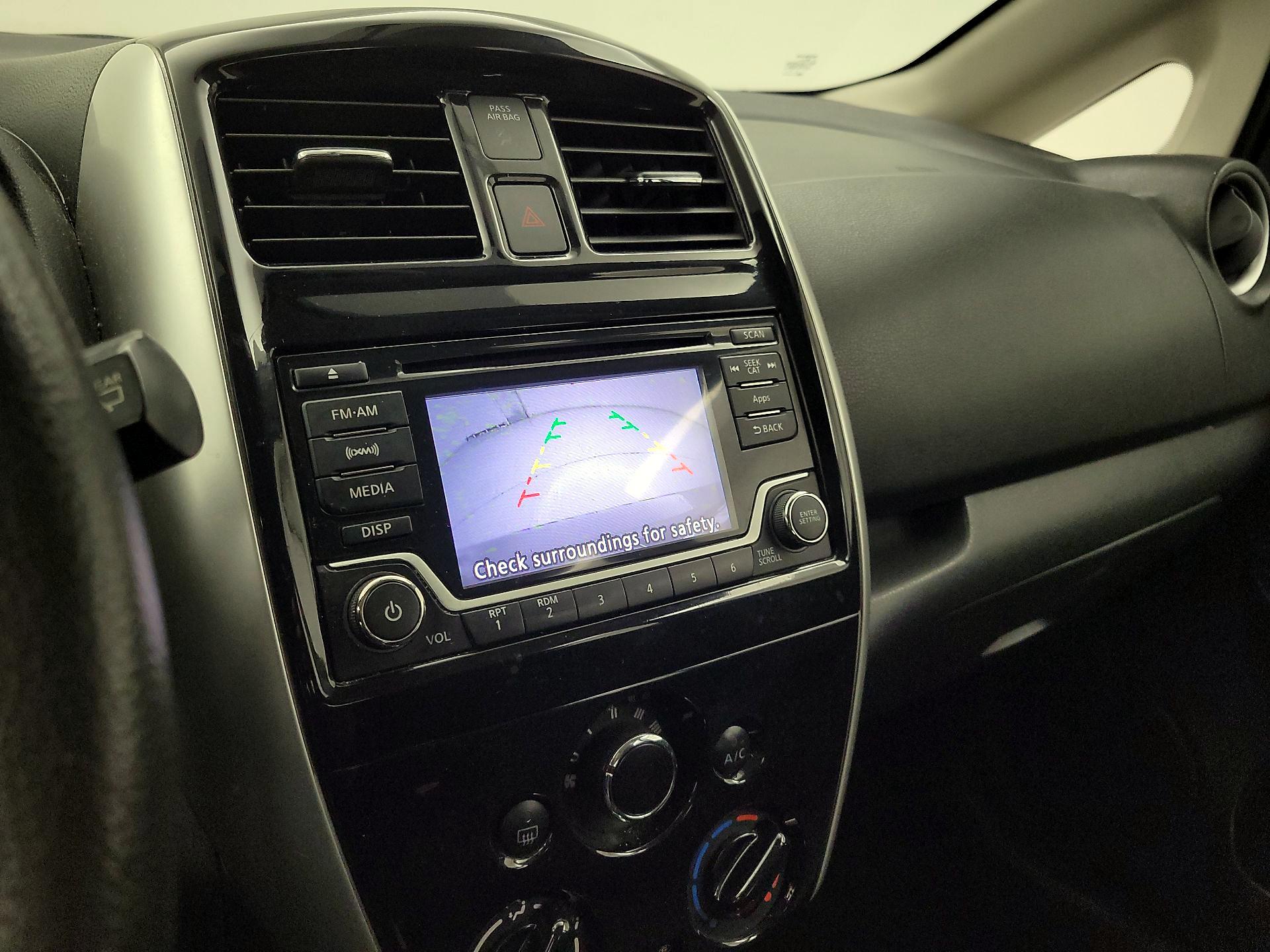 Thumbnail: 2015 Nissan Versa Note - 14