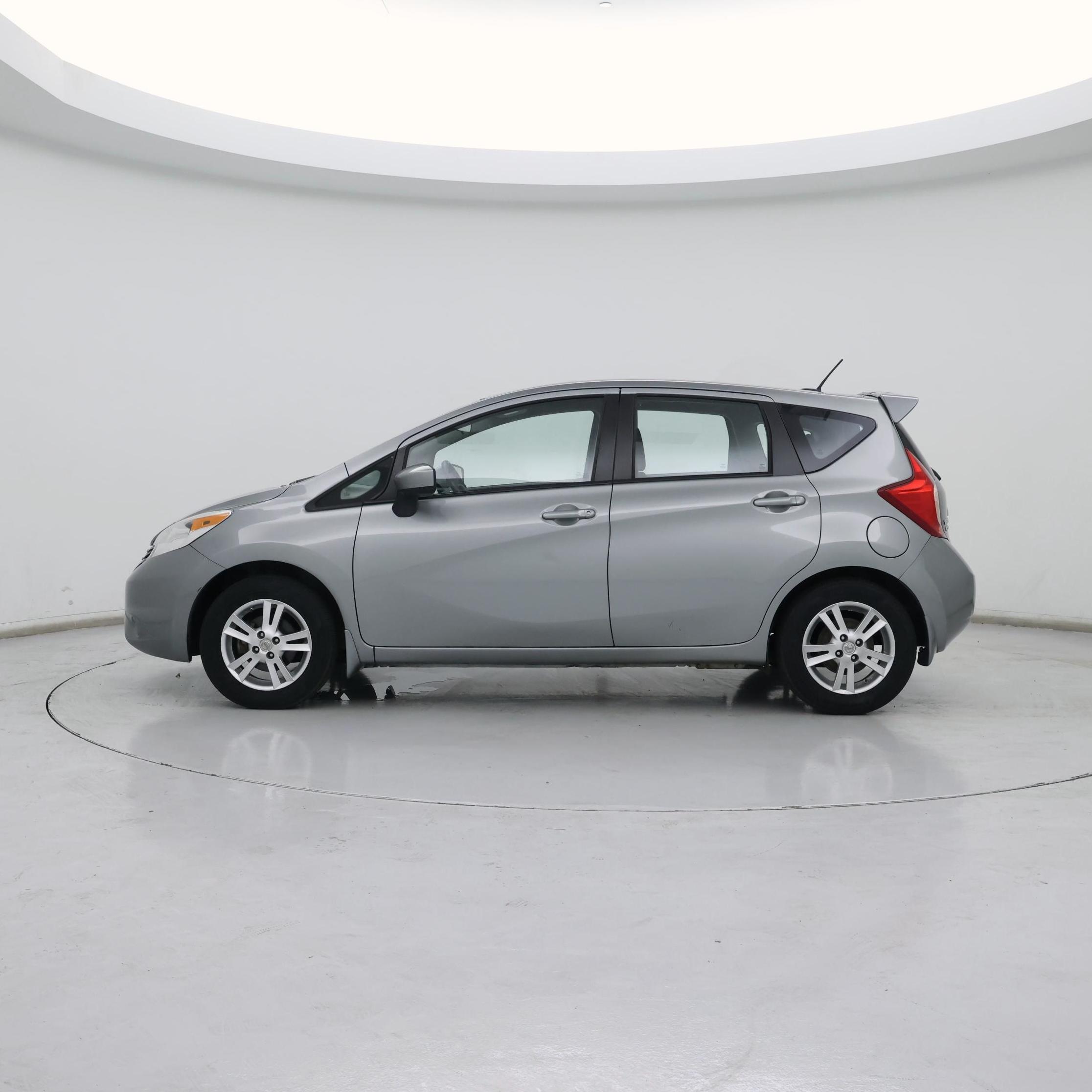 Thumbnail: 2015 Nissan Versa Note - 3