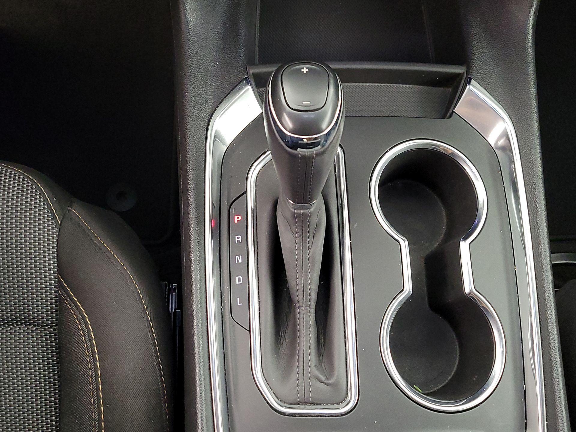 Thumbnail: 2020 Chevrolet Traverse - 17