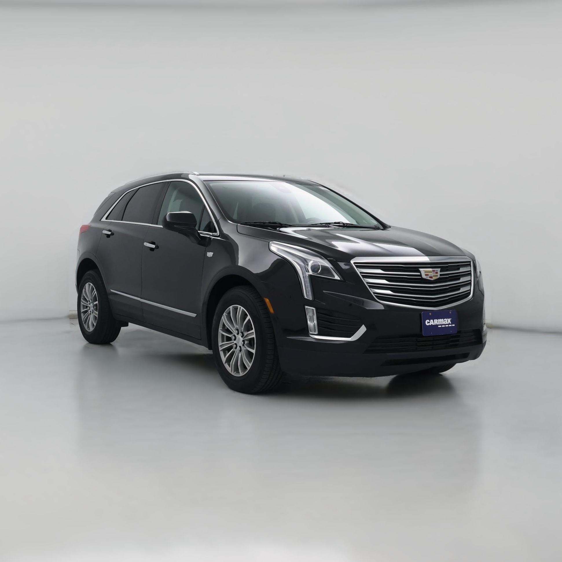 Thumbnail: 2017 Cadillac XT5 - 1
