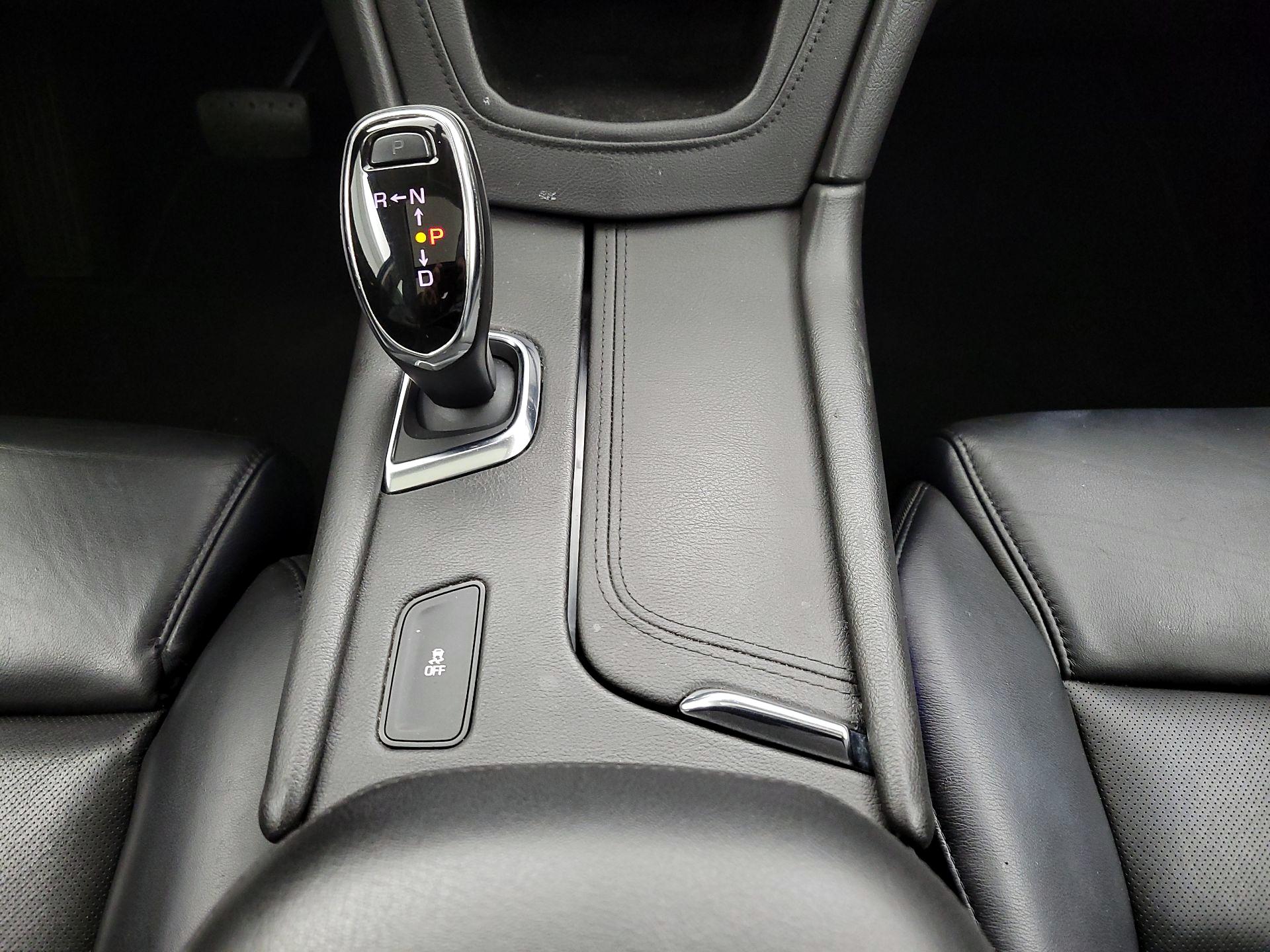 Thumbnail: 2017 Cadillac XT5 - 18