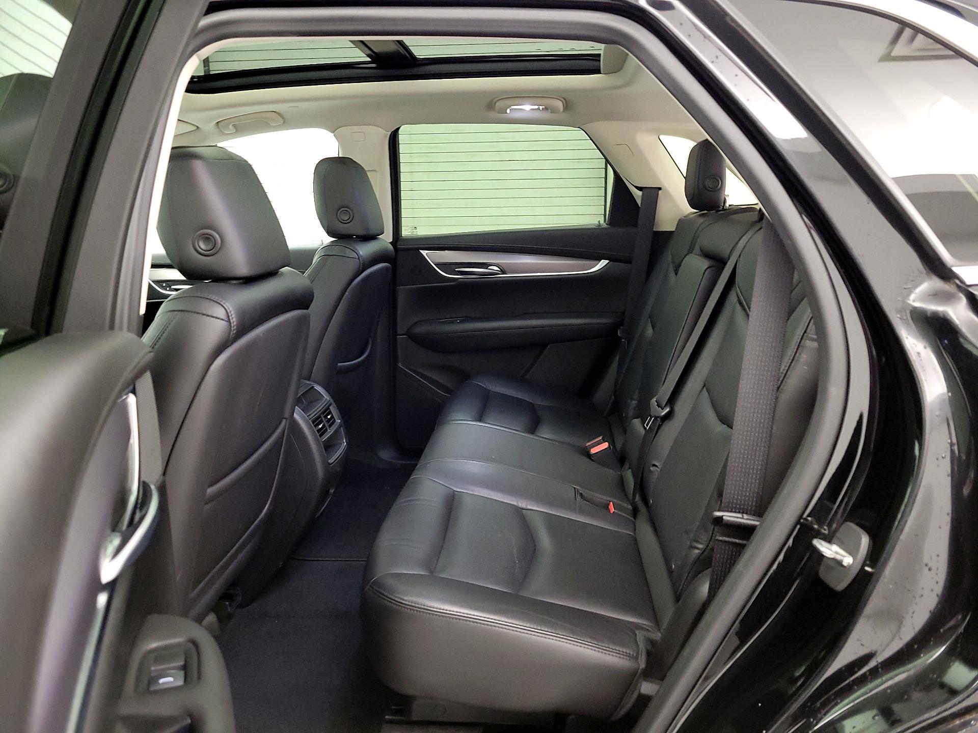 Thumbnail: 2017 Cadillac XT5 - 20