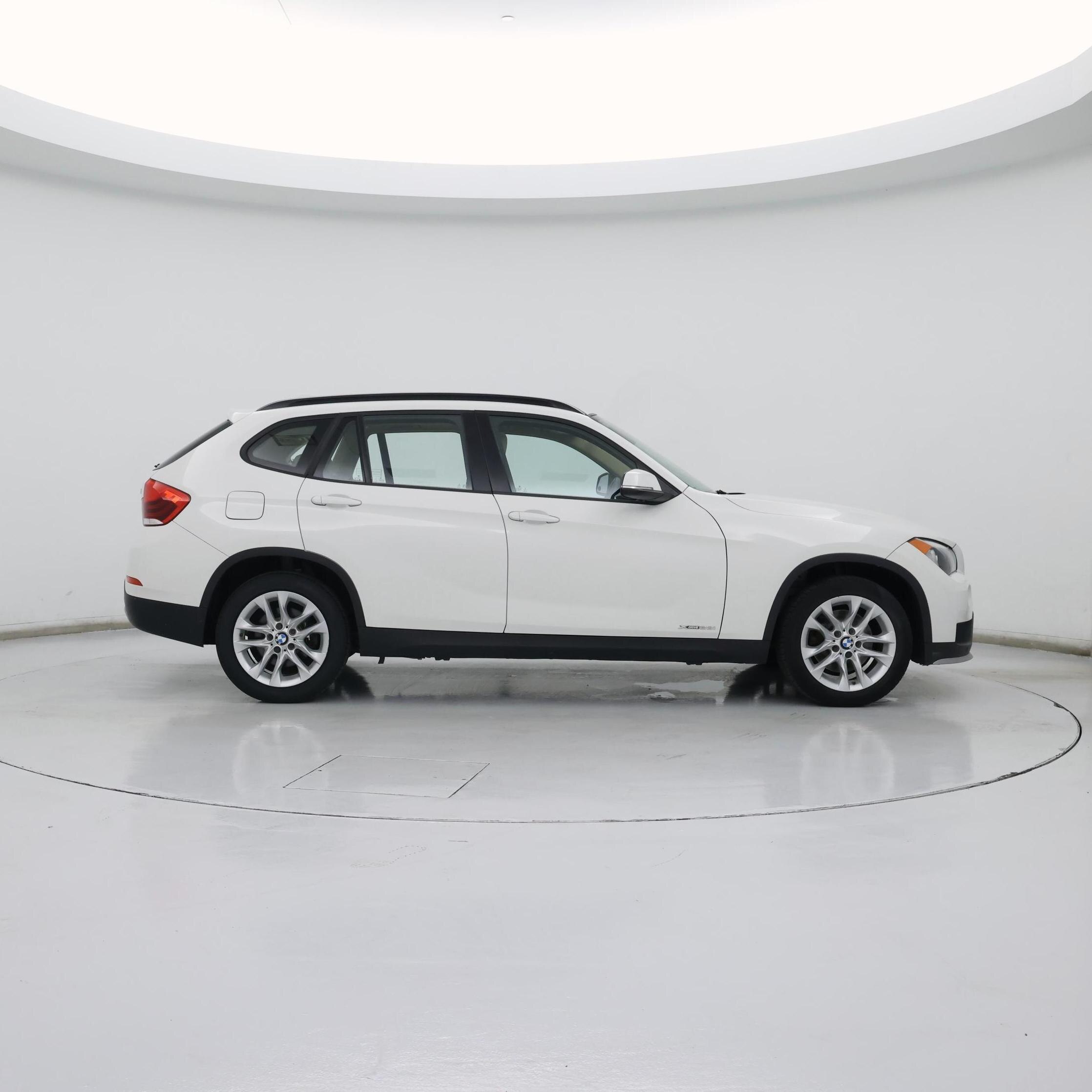 Thumbnail: 2015 BMW X1 - 7