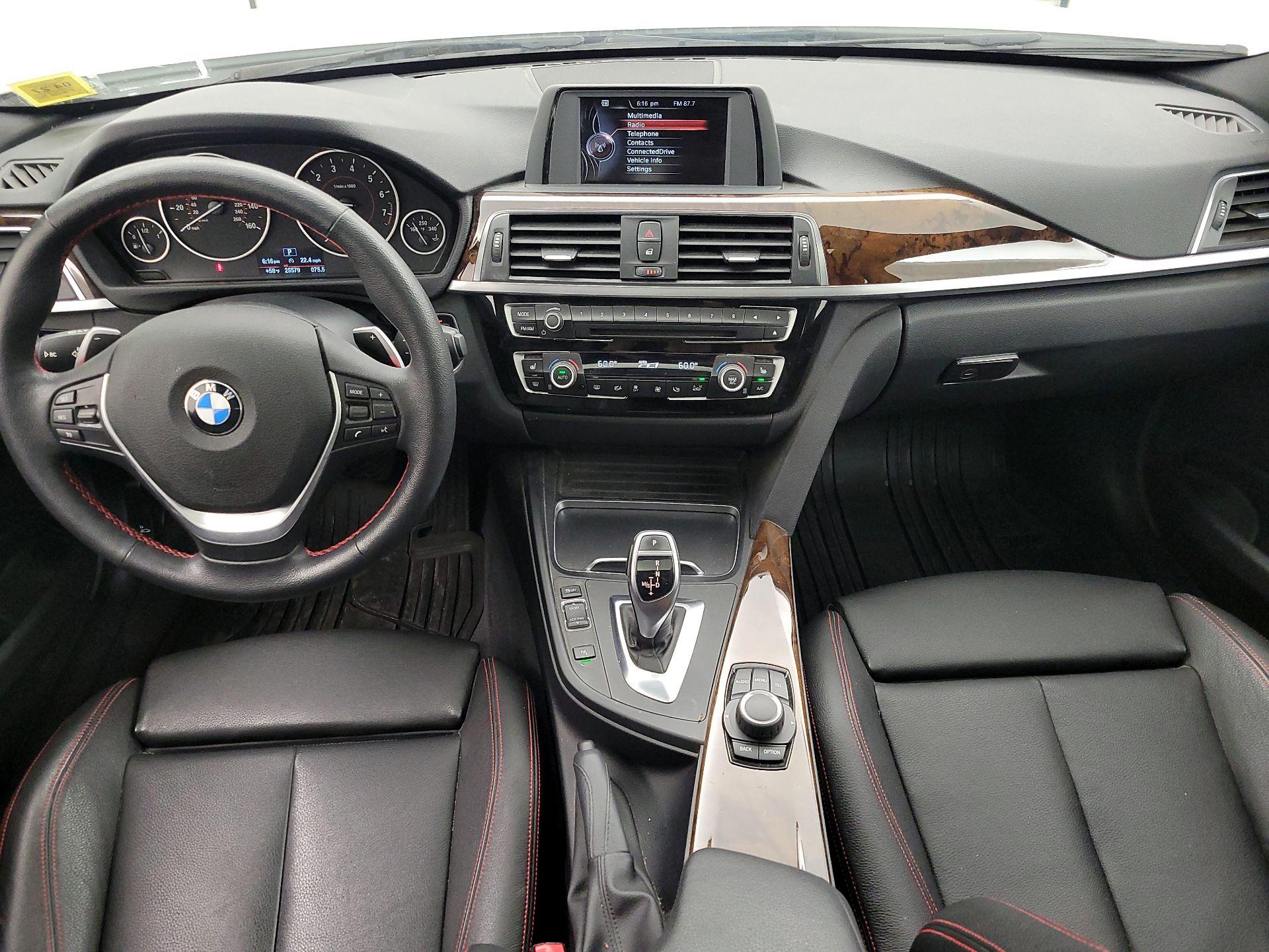 Thumbnail: 2016 BMW 3 Series - 9