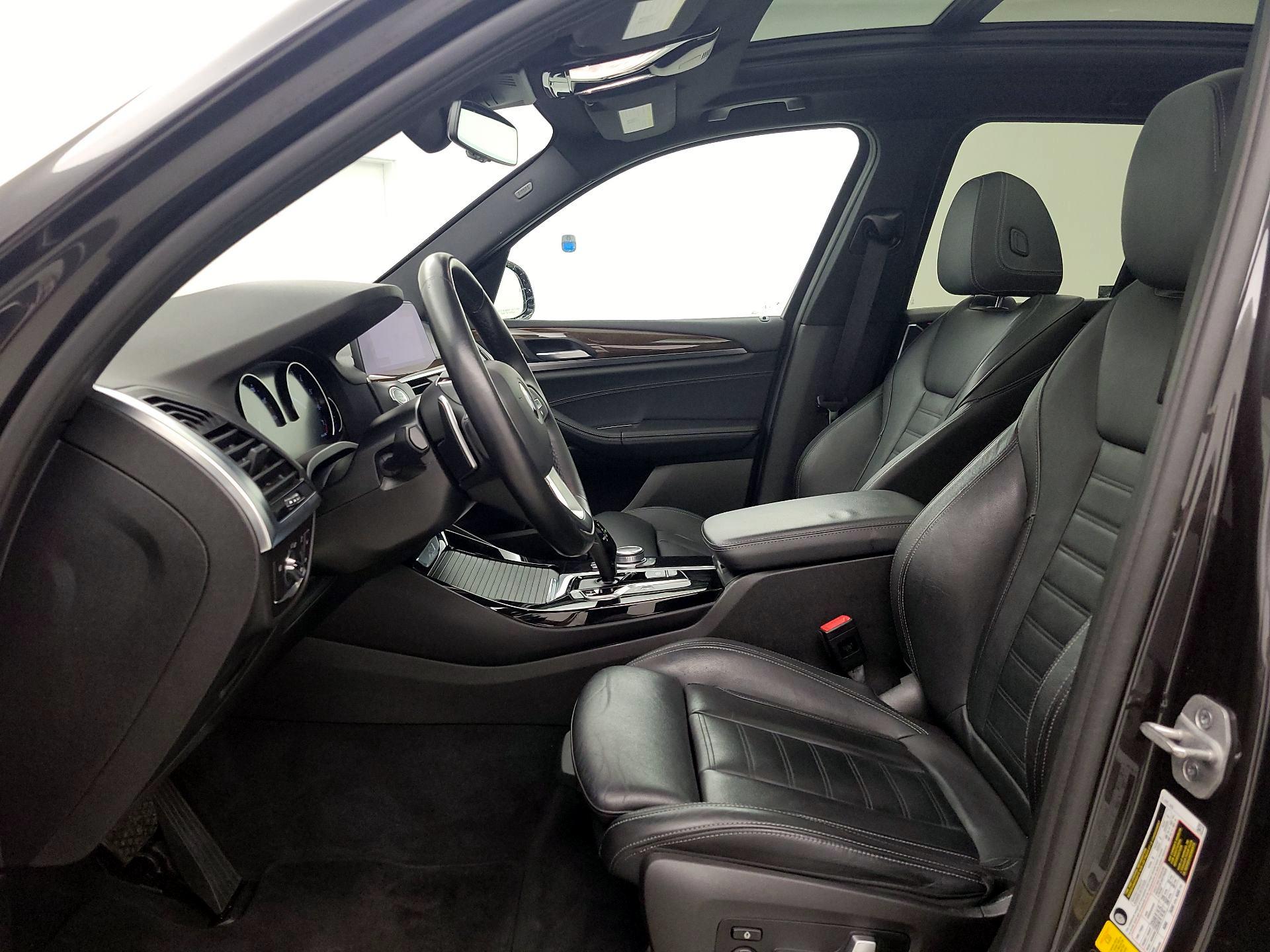 Thumbnail: 2021 BMW X3 - 11