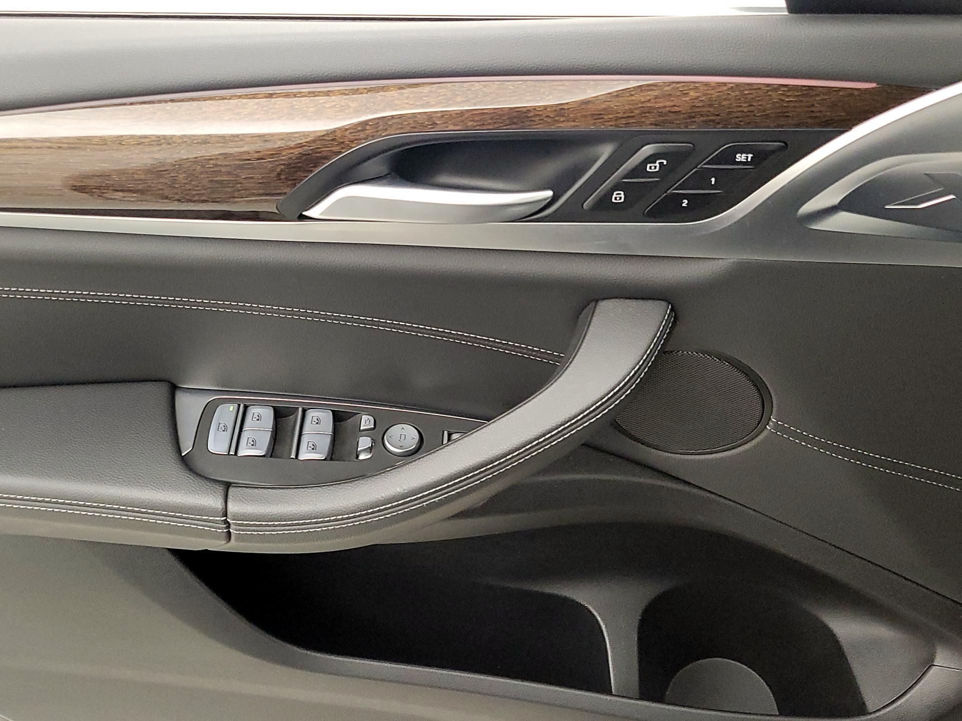 Thumbnail: 2021 BMW X3 - 12