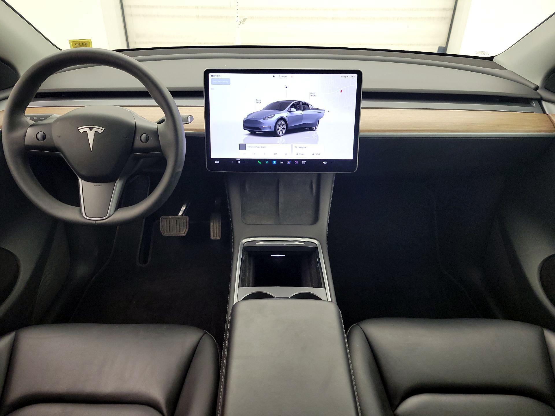 Thumbnail: 2023 Tesla Model Y - 9