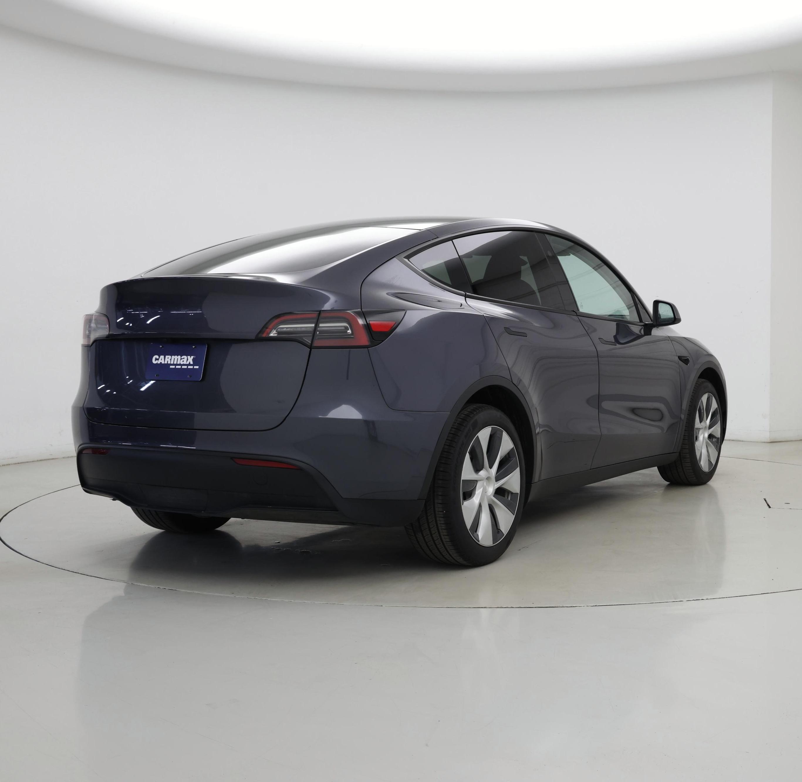 Thumbnail: 2023 Tesla Model Y - 8