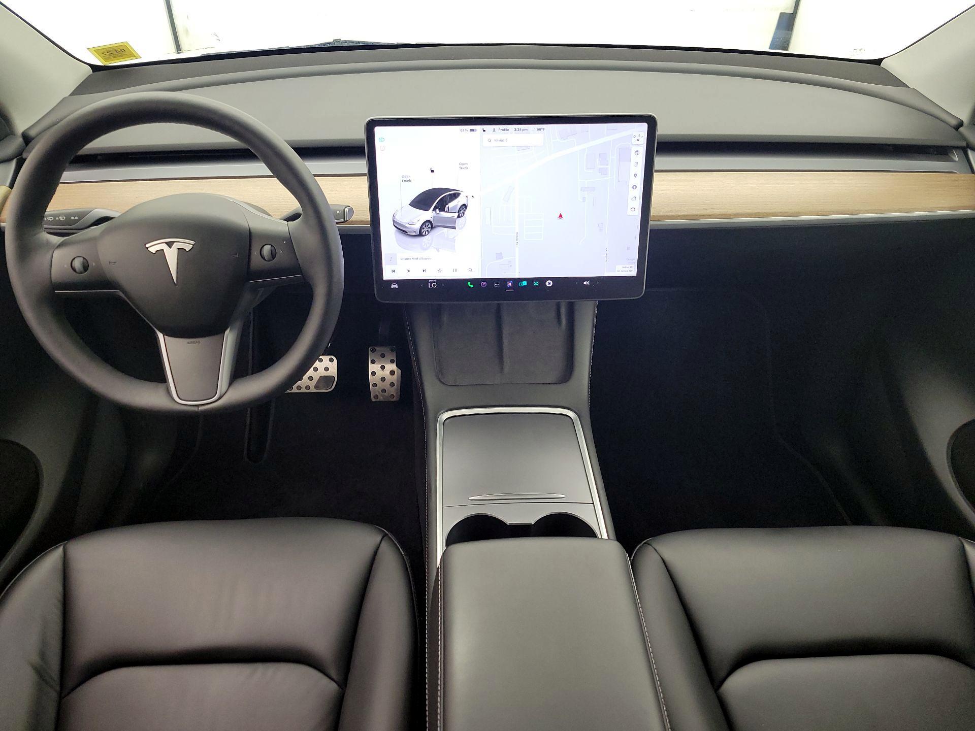 Thumbnail: 2023 Tesla Model Y - 9