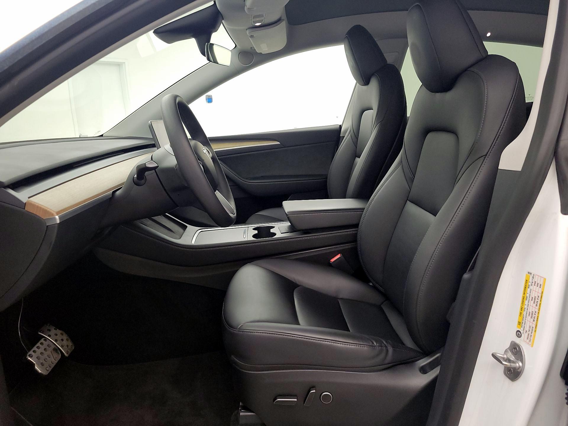 Thumbnail: 2023 Tesla Model Y - 11