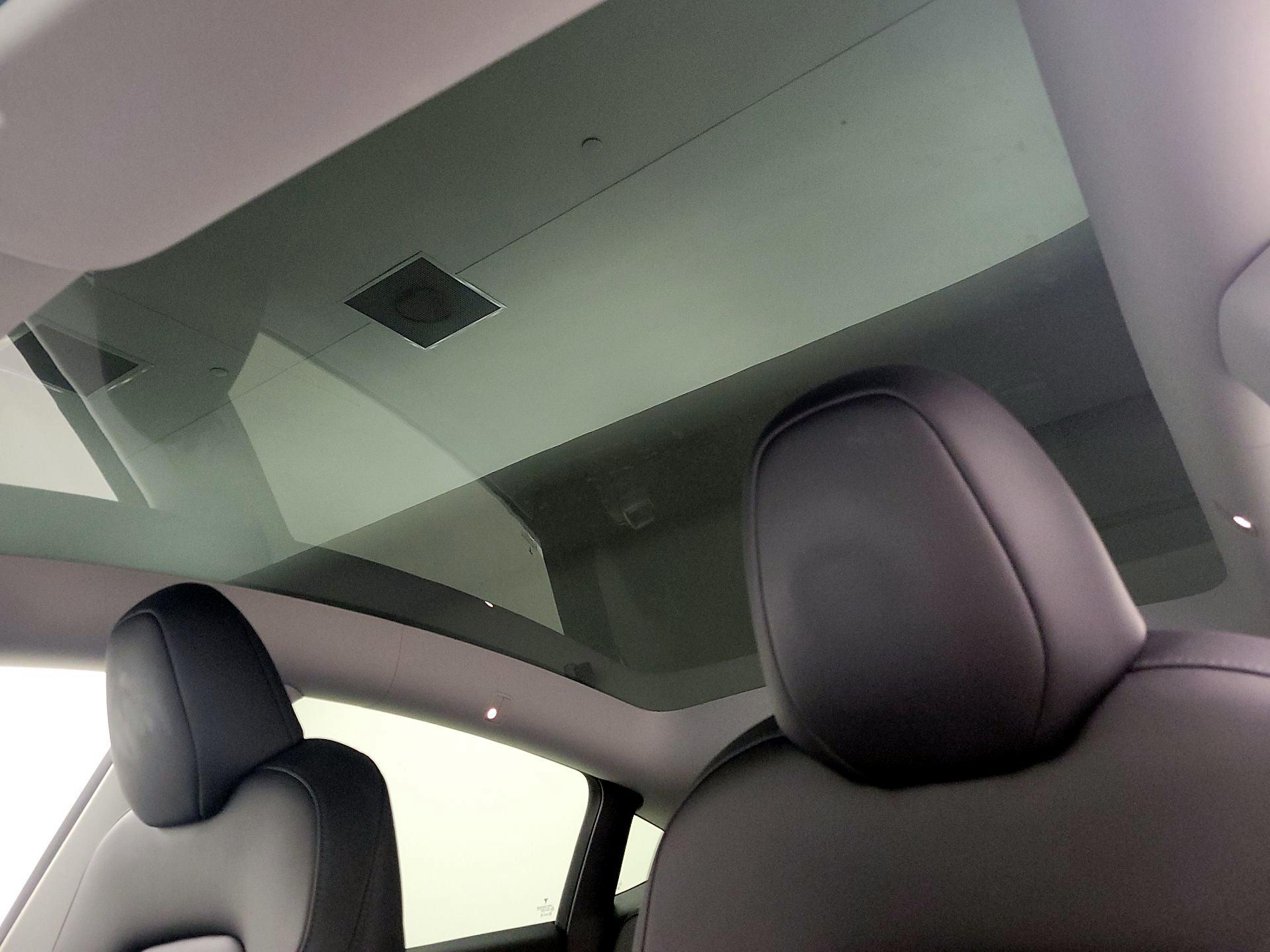 Thumbnail: 2023 Tesla Model Y - 18