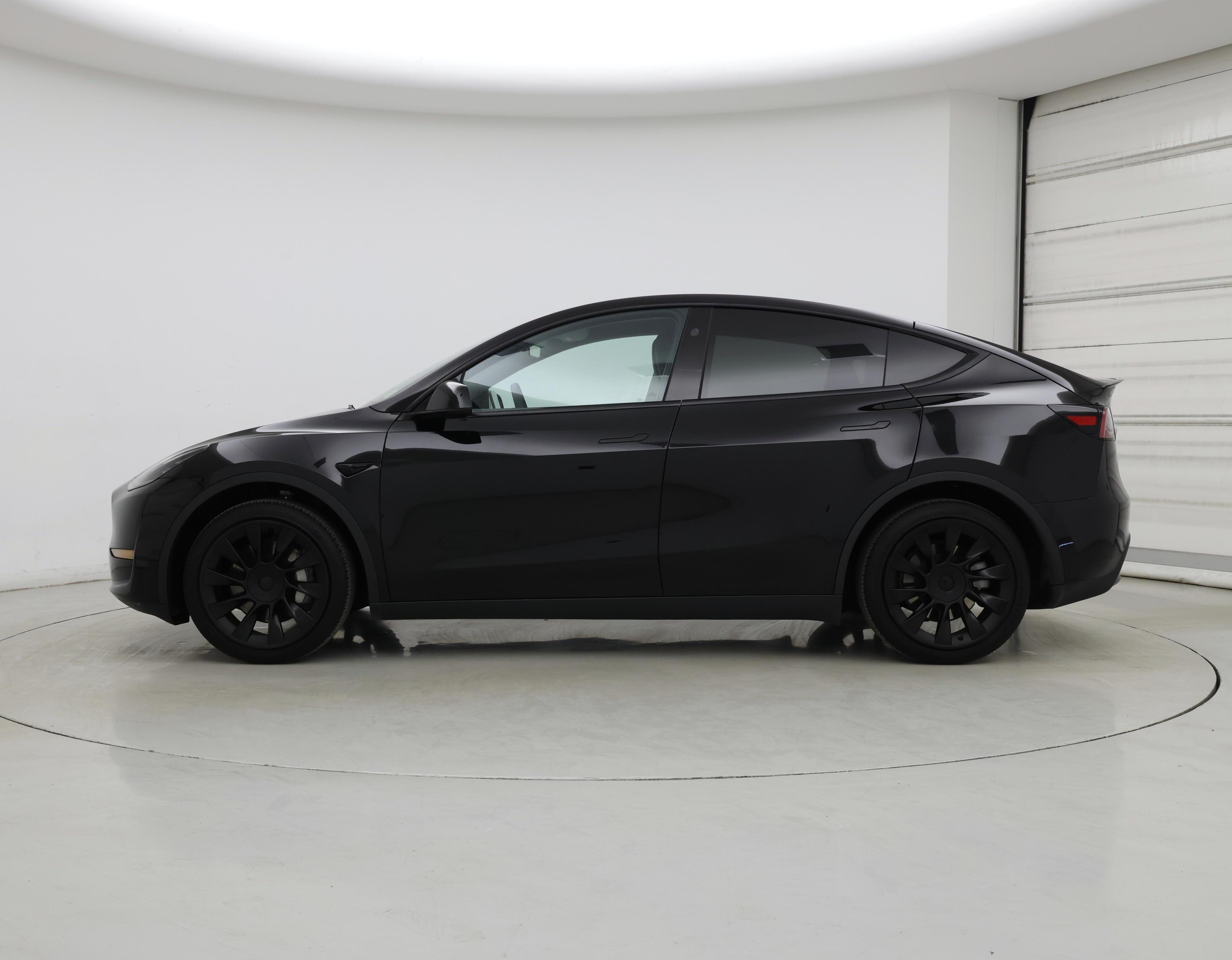 Thumbnail: 2024 Tesla Model Y - 3