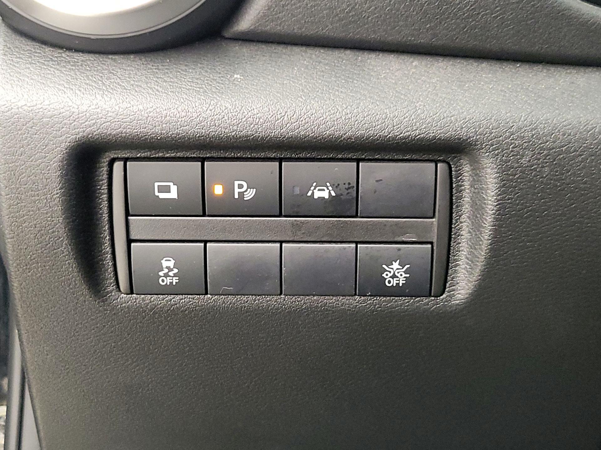 Thumbnail: 2021 Nissan Versa - 13