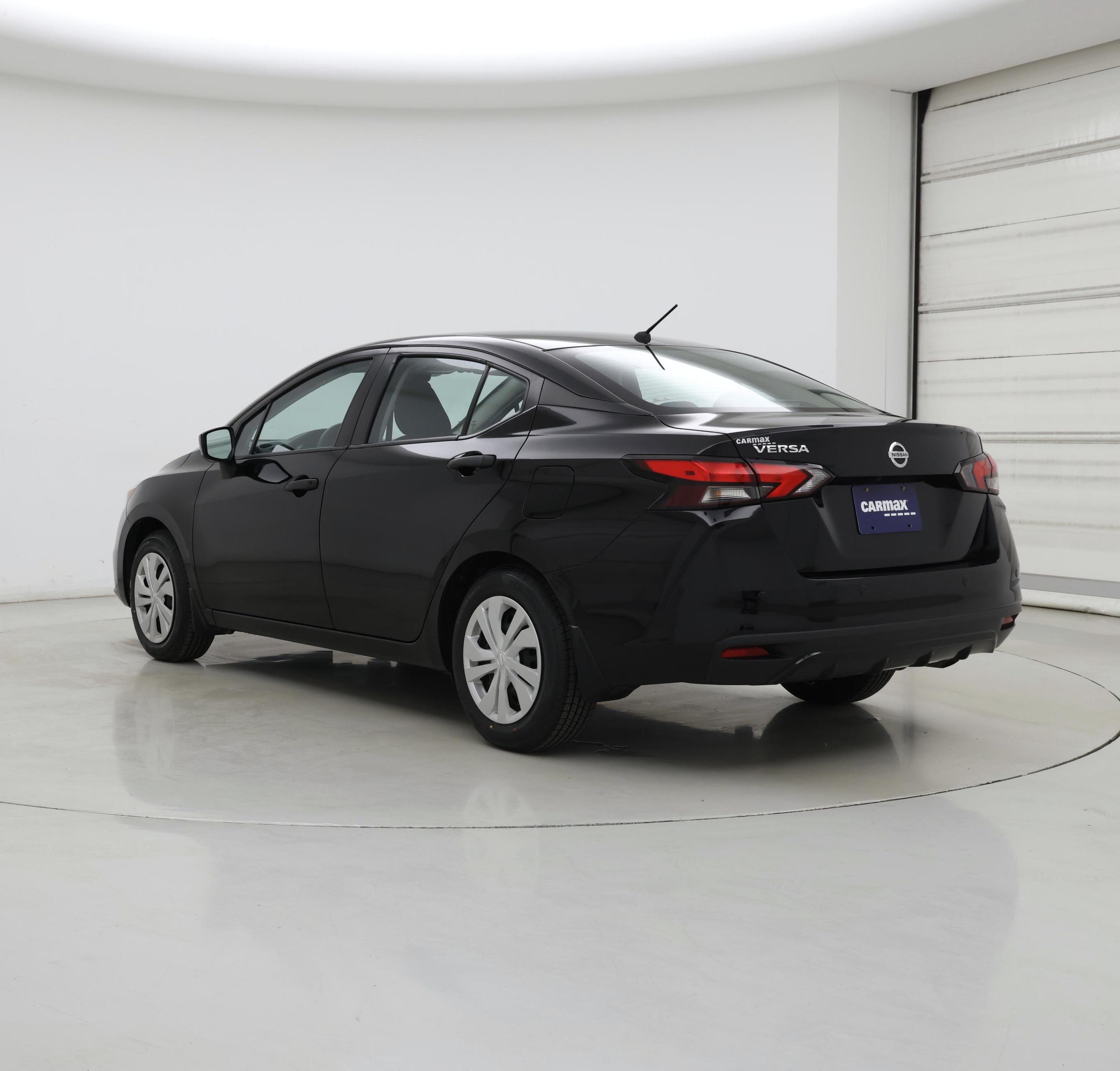 Thumbnail: 2021 Nissan Versa - 2