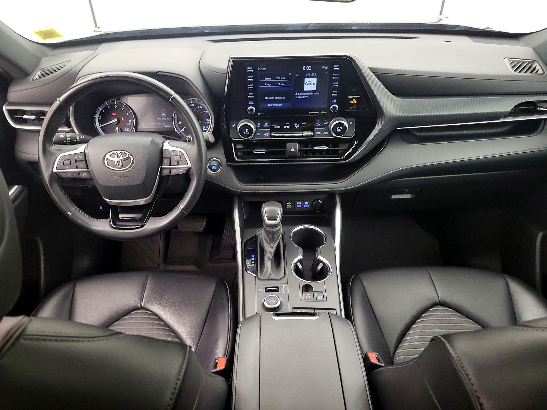 Thumbnail: 2022 Toyota Highlander - 9