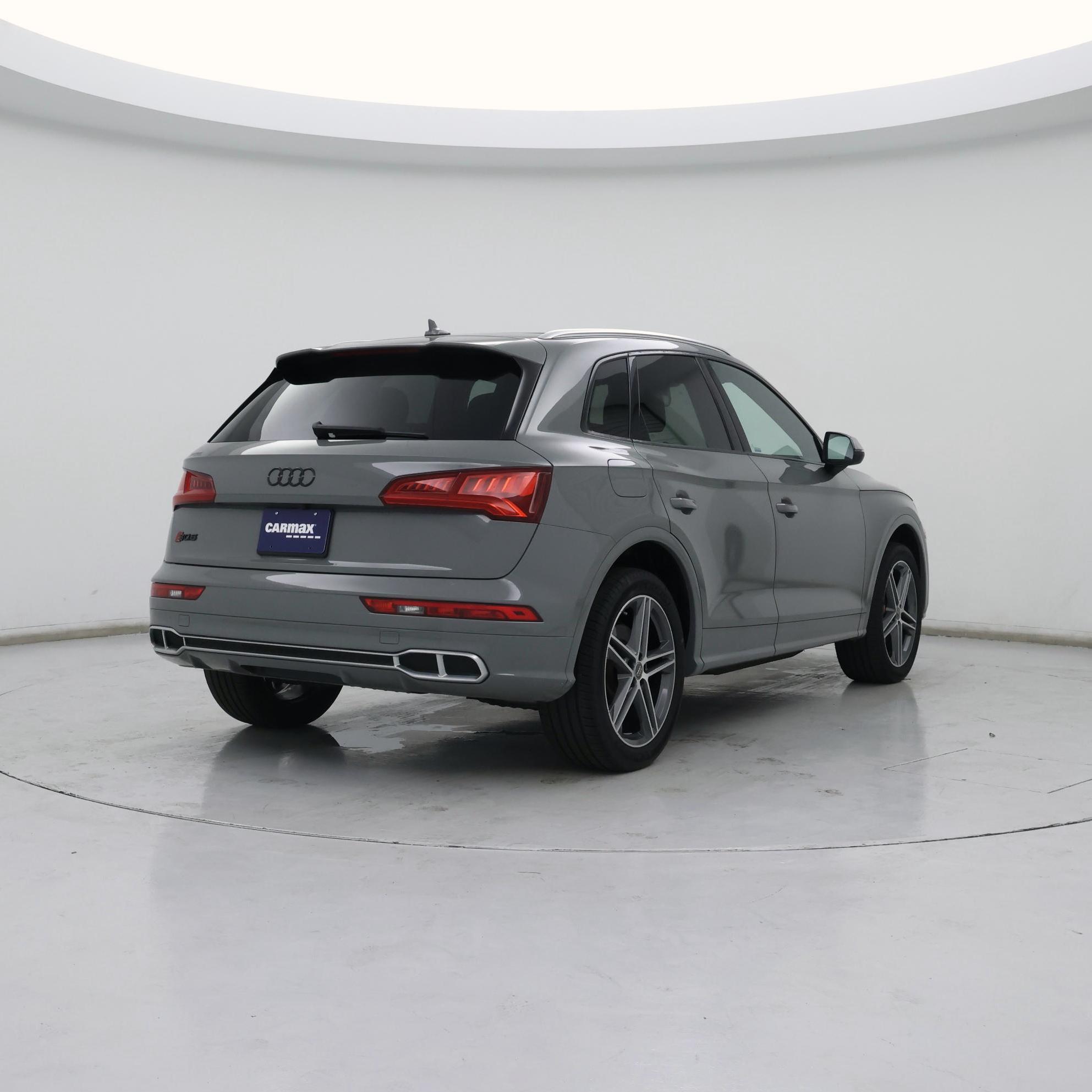 Thumbnail: 2019 Audi SQ5 - 8