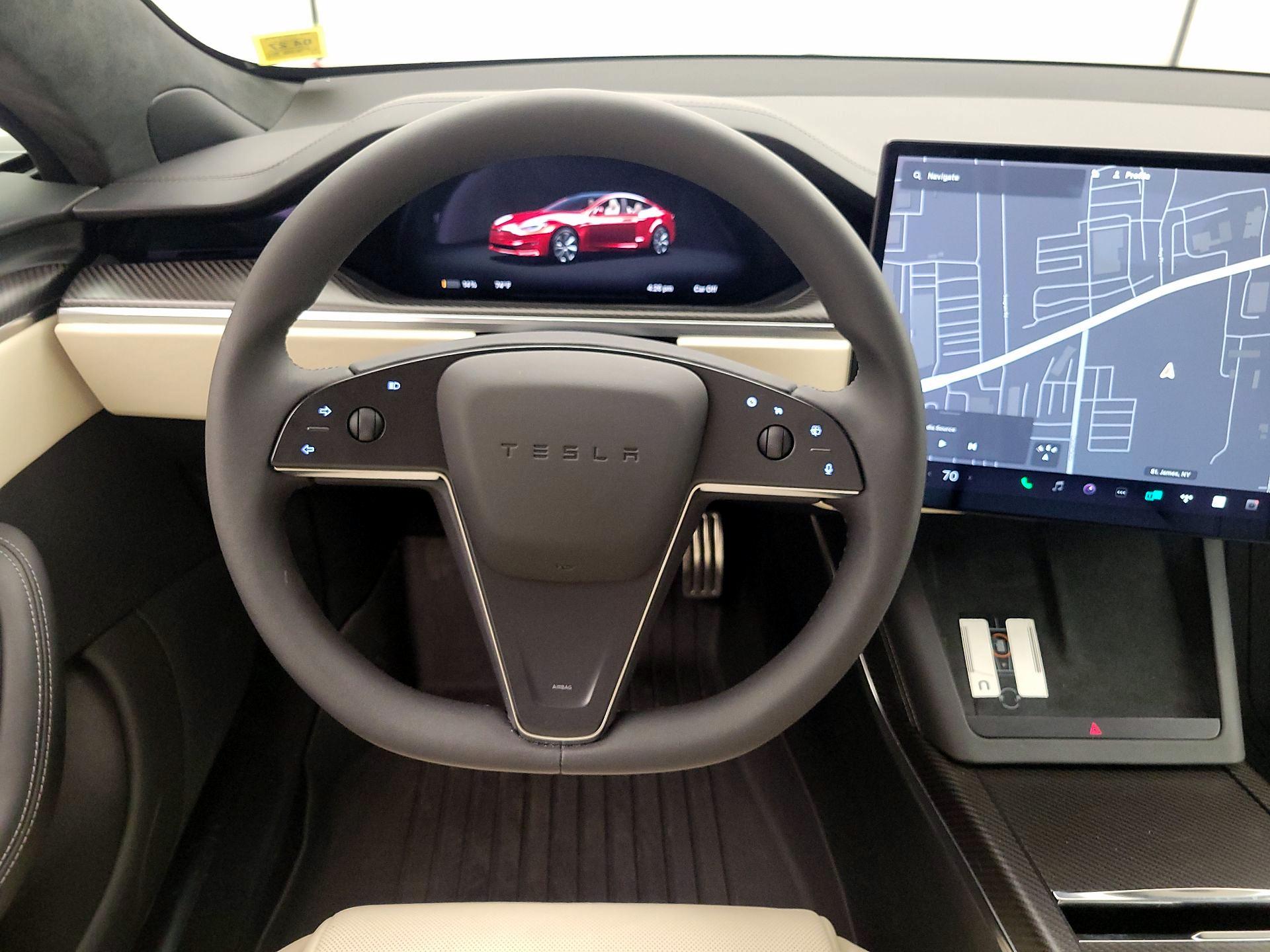 Thumbnail: 2022 Tesla Model S - 10