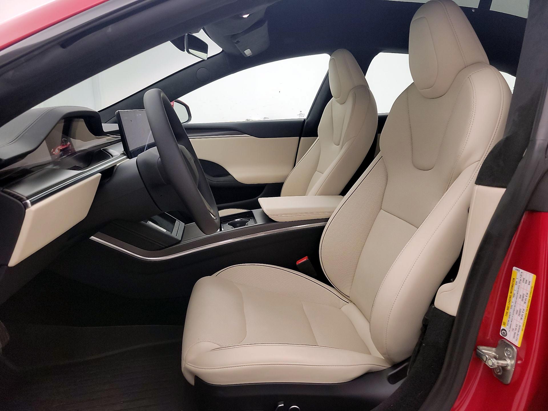 Thumbnail: 2022 Tesla Model S - 11