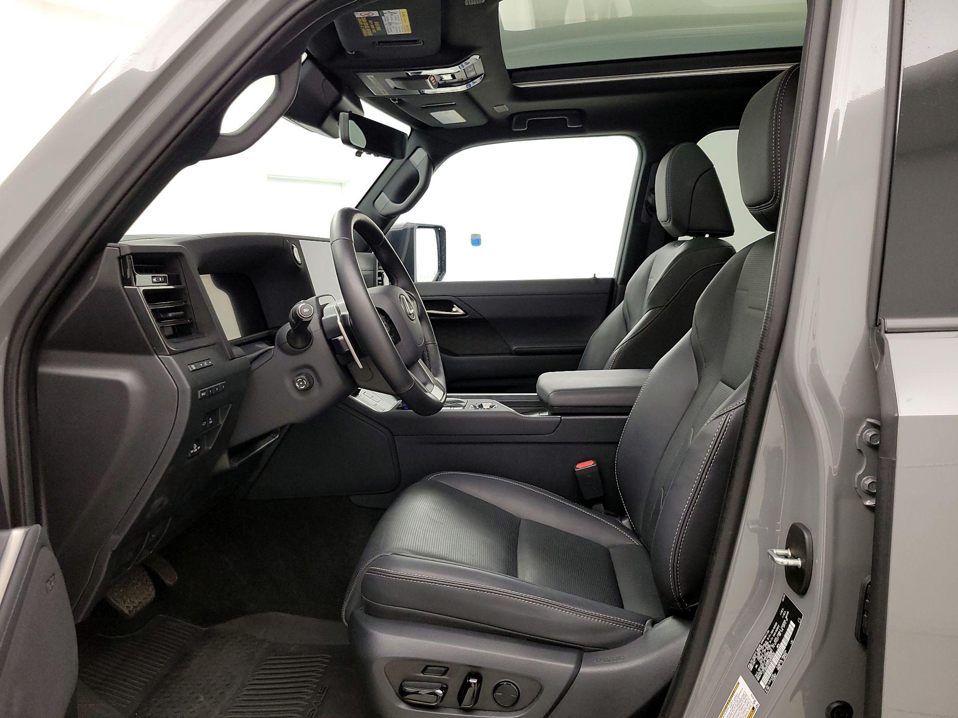 Thumbnail: 2025 Lexus GX - 11