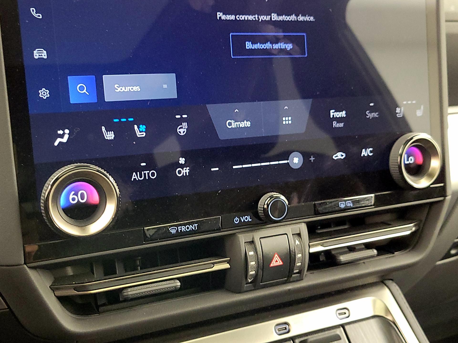 Thumbnail: 2025 Lexus GX - 16