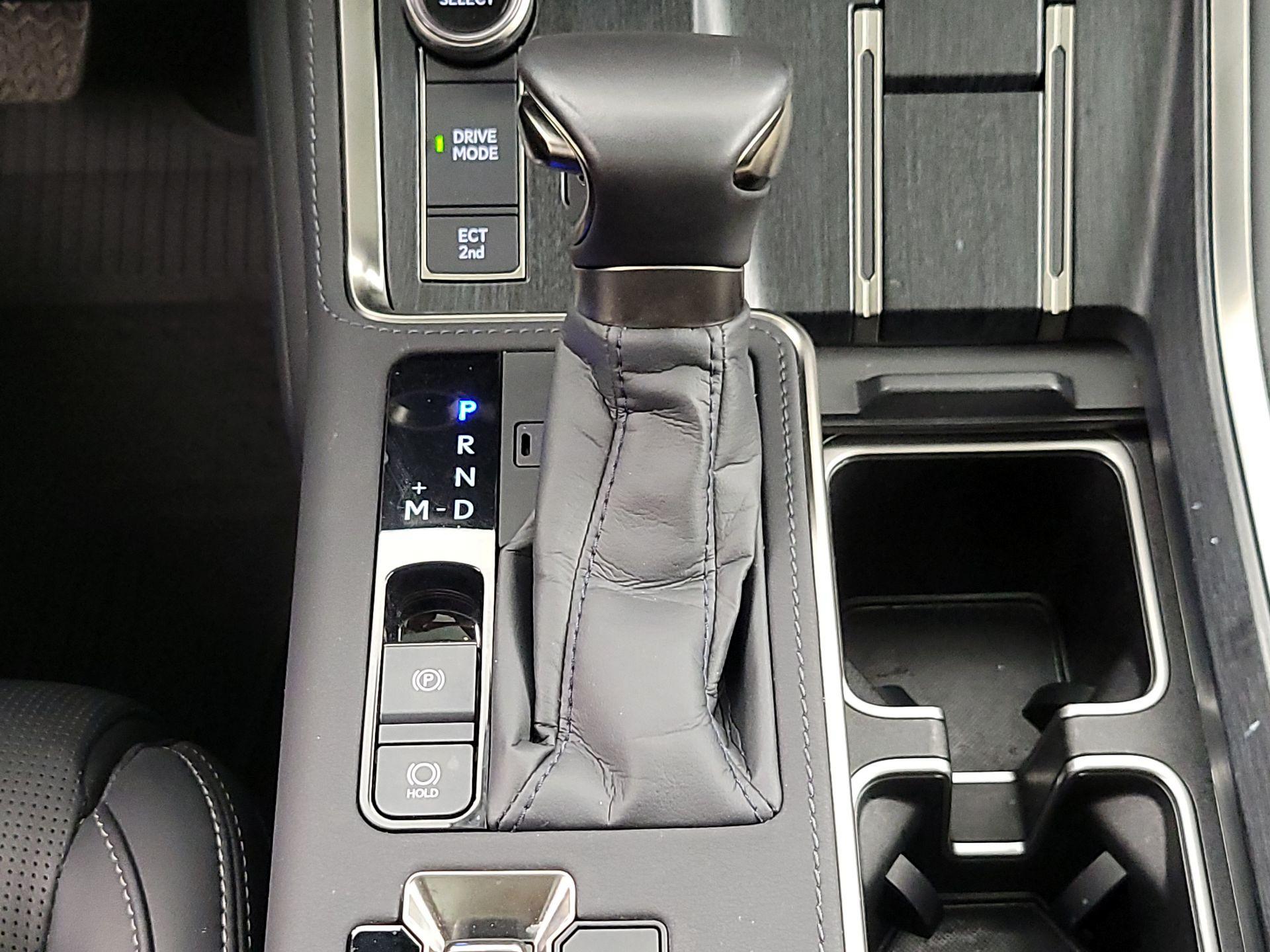 Thumbnail: 2025 Lexus GX - 17