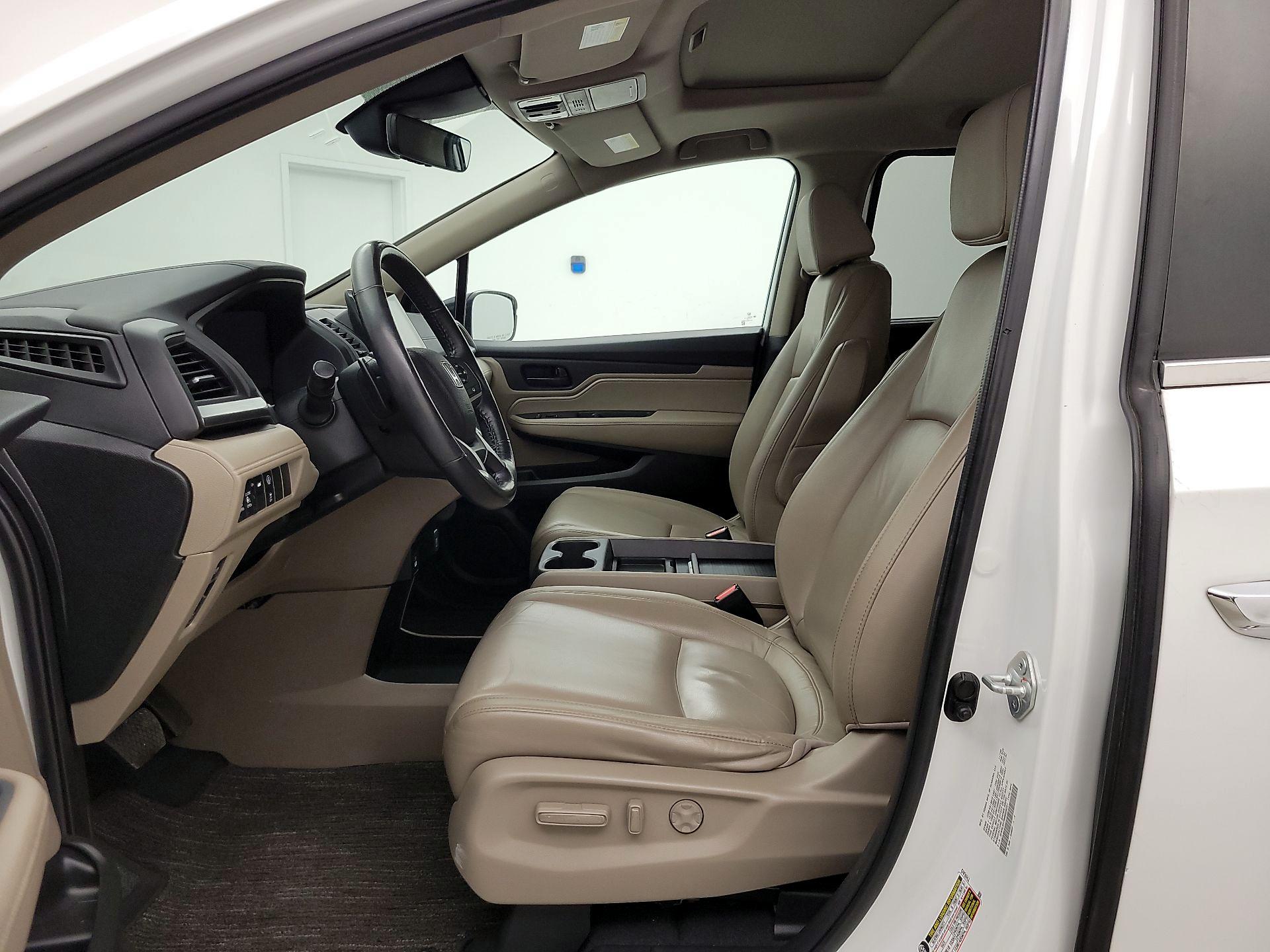 Thumbnail: 2021 Honda Odyssey - 11