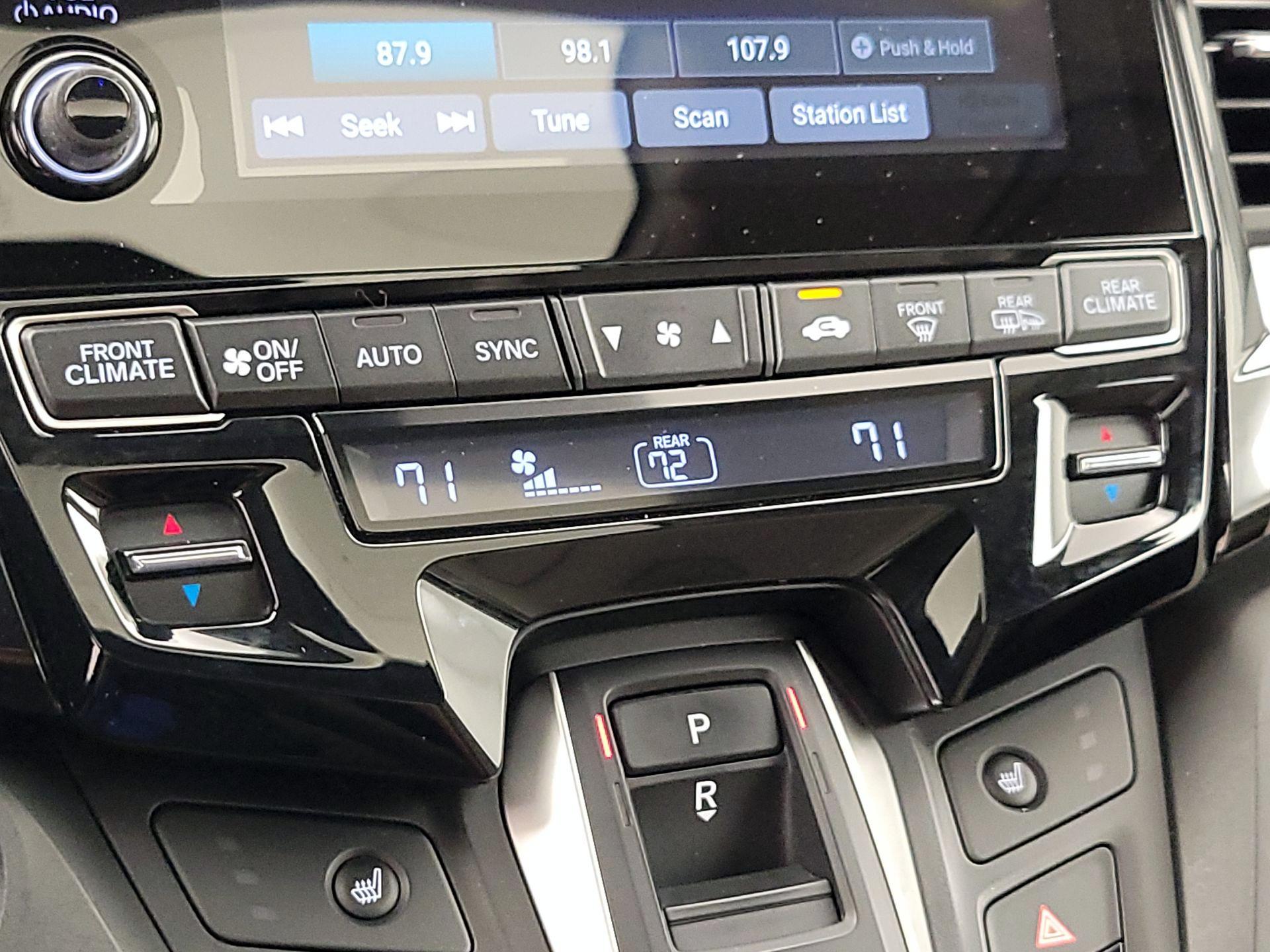 Thumbnail: 2021 Honda Odyssey - 16