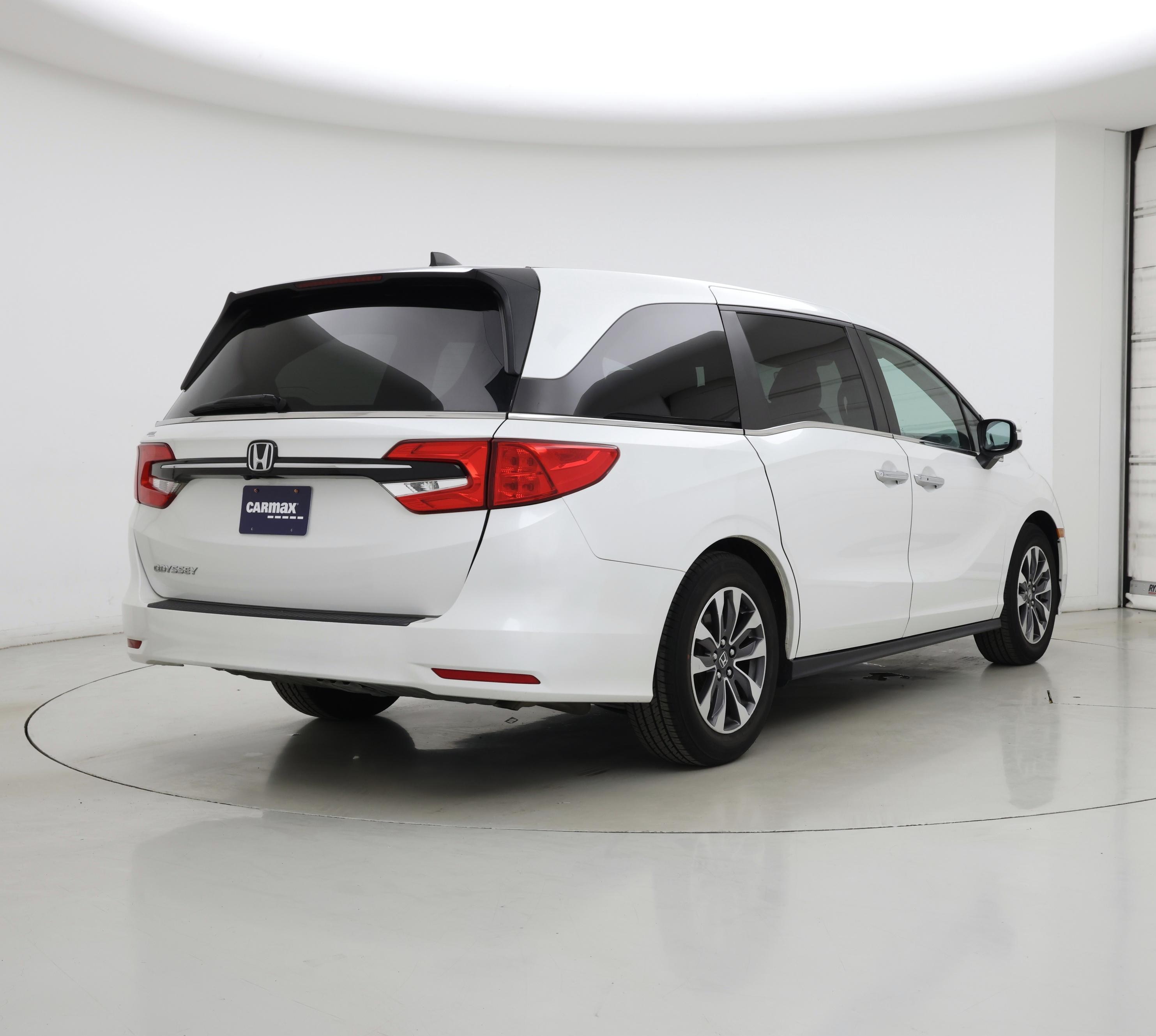 Thumbnail: 2021 Honda Odyssey - 8