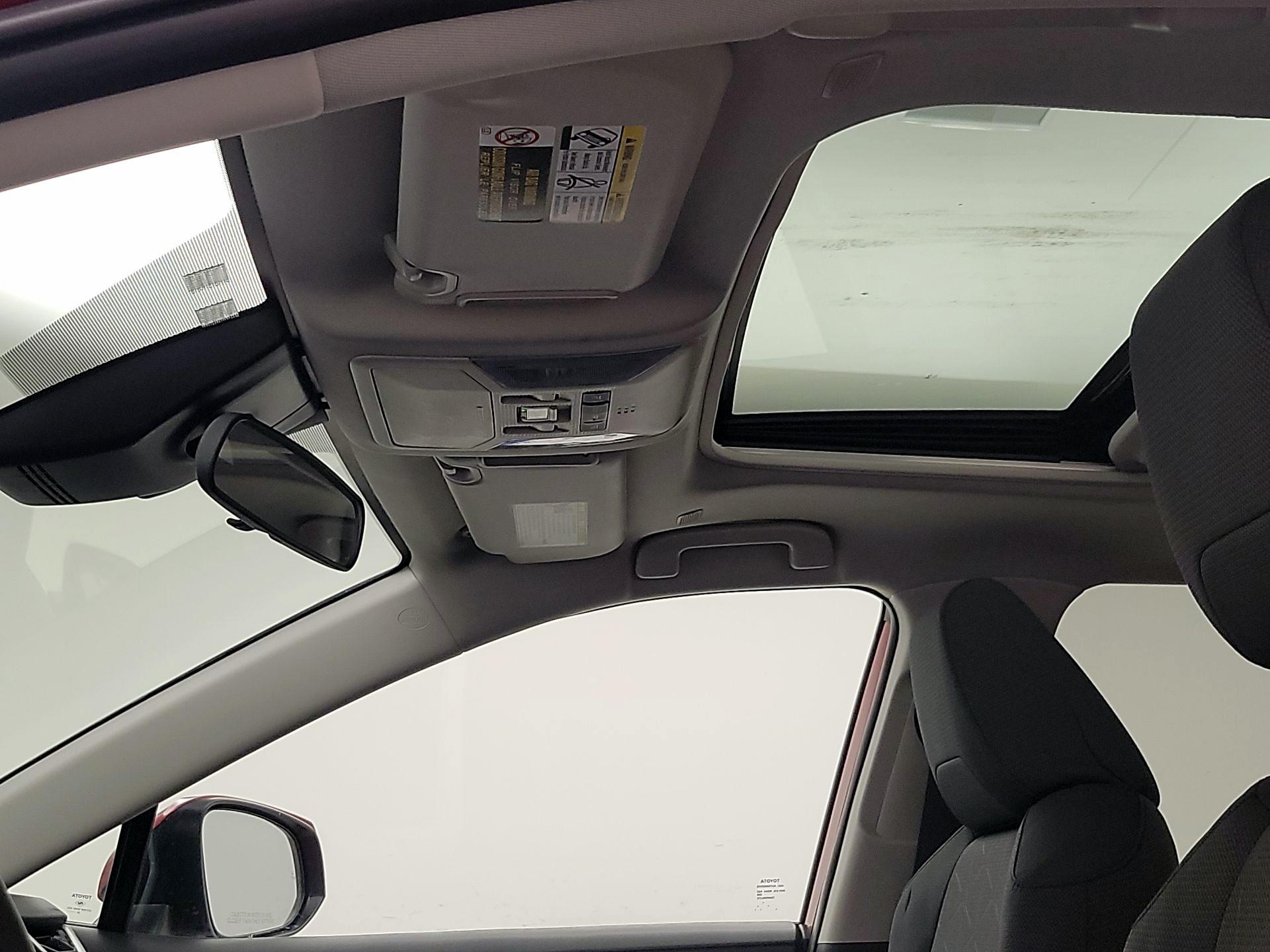 Thumbnail: 2024 Toyota RAV4 - 19